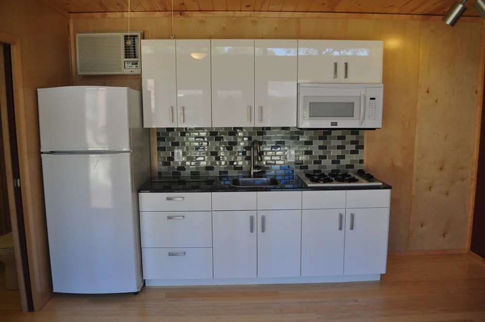 Modern Studio 14x20 pool house SK 06.jpg