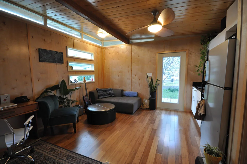 Modern Dwell 14x20 MW web03.jpg