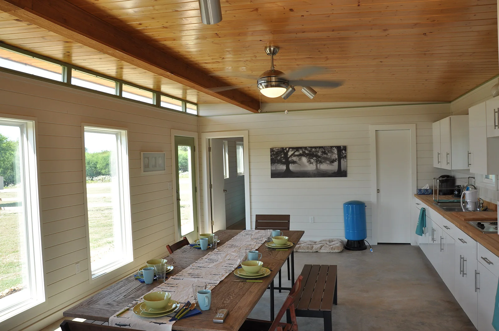 Kanga Modern Cabin Compound JG21.jpg