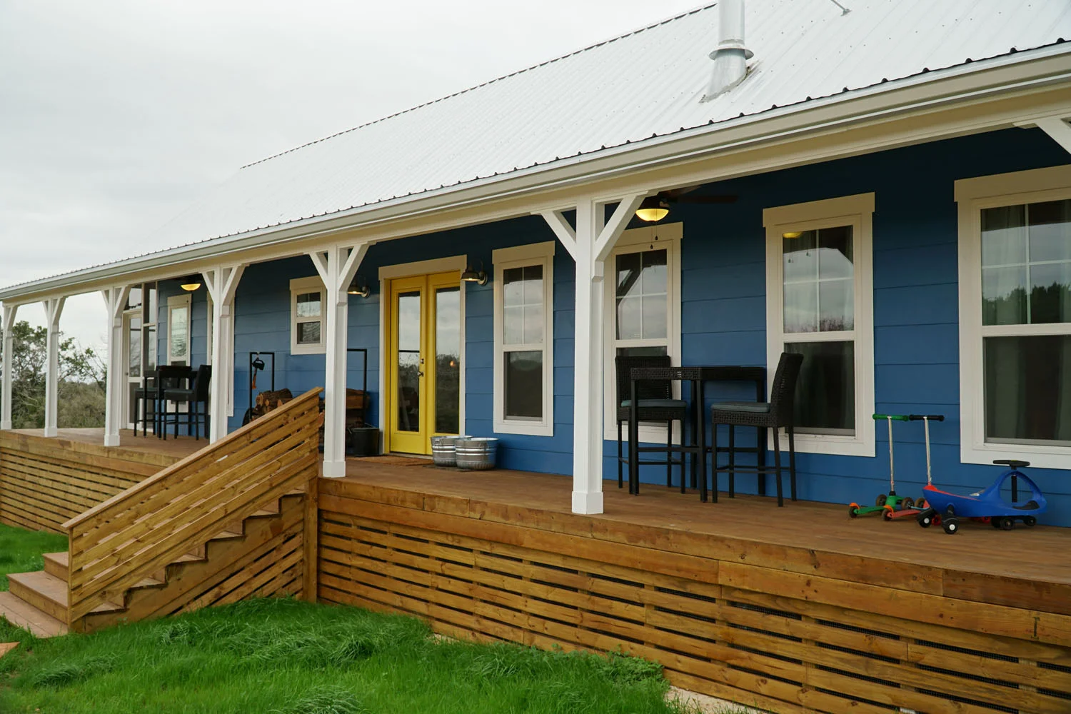Kanga Cottage Cabin 18x56 JVZ 026.jpg