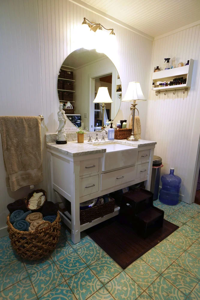 Kanga Cottage Cabin 18x56 JVZ 076.jpg
