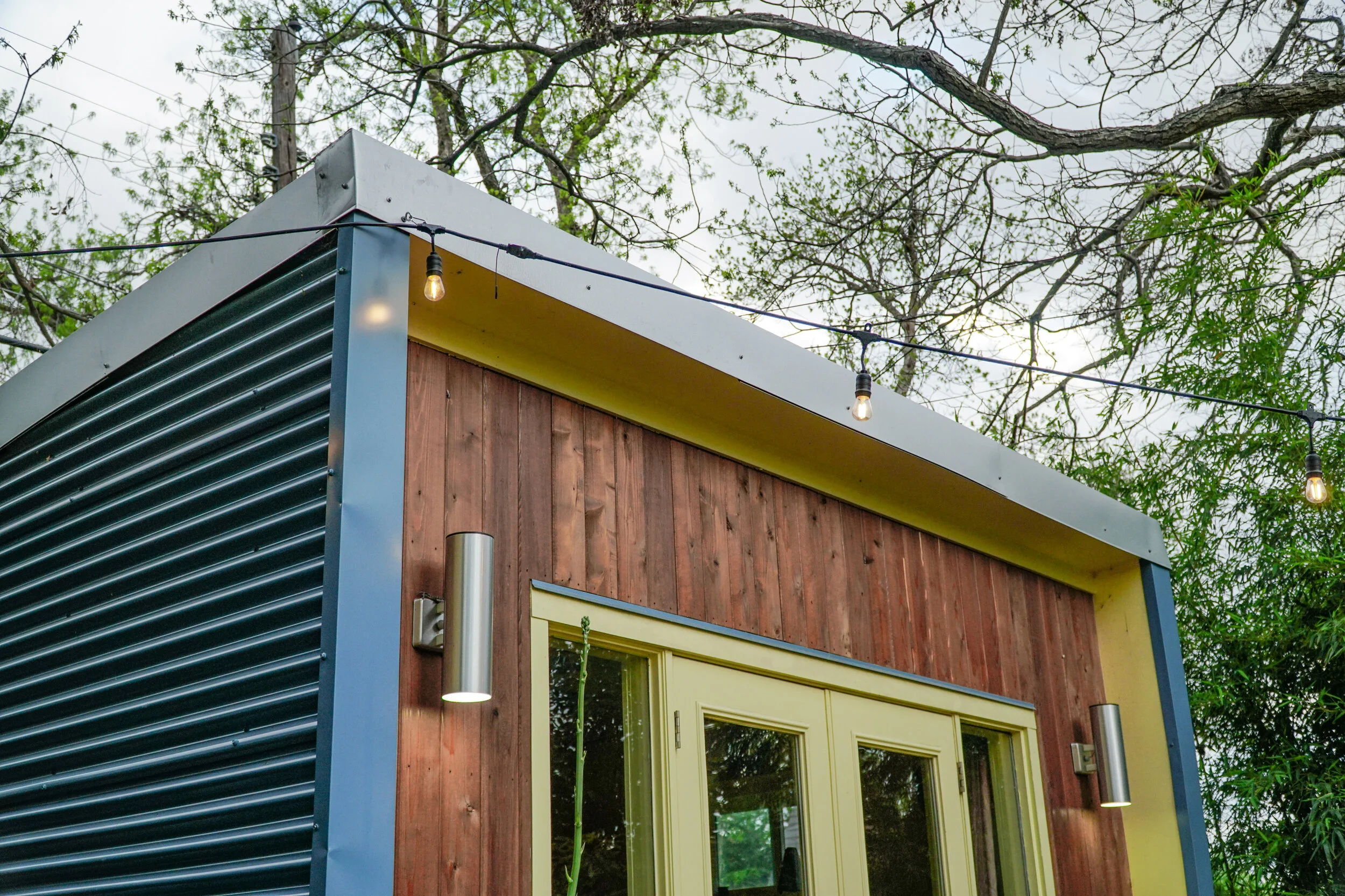12x14 kanga metal kwik room DW -10.jpg