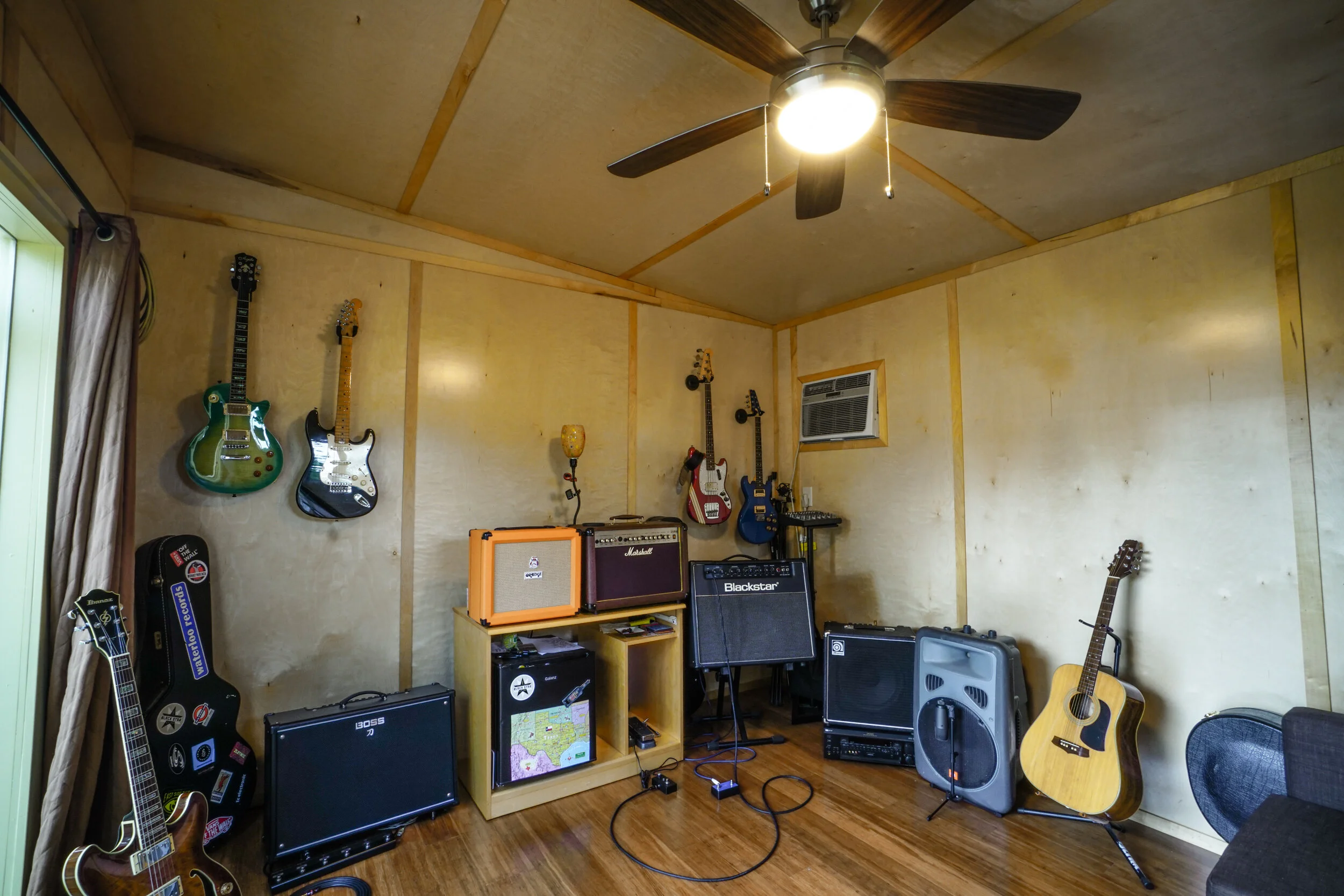 12x14 kanga metal kwik room DW -15.jpg