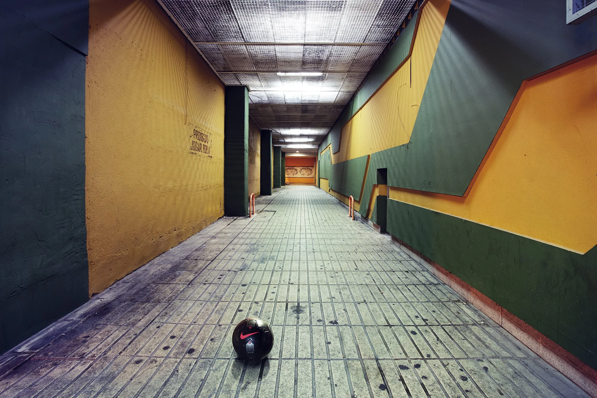 SU11_Nike5_Gato_Brazil_3x2_f1_rgb copy.jpg