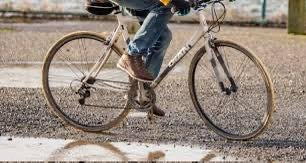 Group ride tonight, 6:30 pm, meeting at the Leisure Centre parking lot. The weather looks like it will cooperate, but if it&rsquo;s pouring rain at 6:00pm with no end in sight we will cancel. Remember to bring your helmet and dress appropriately for 