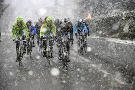 The weather looks like it may allow a group ride this evening. Meet at the Leisure Centre at 6:30 pm. Casual pace tour or the Town Trails. 

See you there.