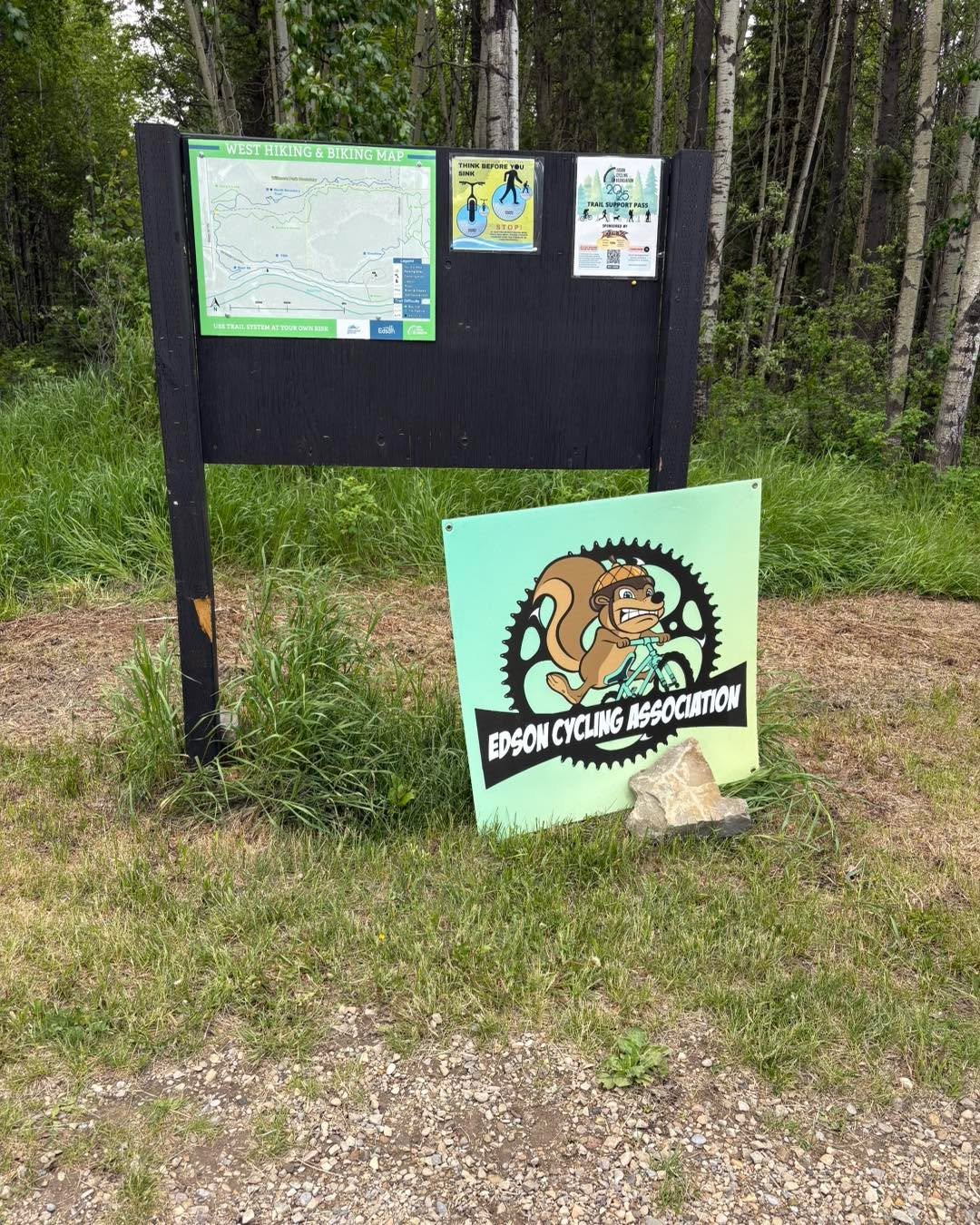 #buildandmaintain night is on for Thursday.
Meet at Austin’s for 6:30, and we can distribute from there. Plan is to use the trimmers on the trails that need it most. Likely Firebreak, stinger, ridge roller.
See you there!