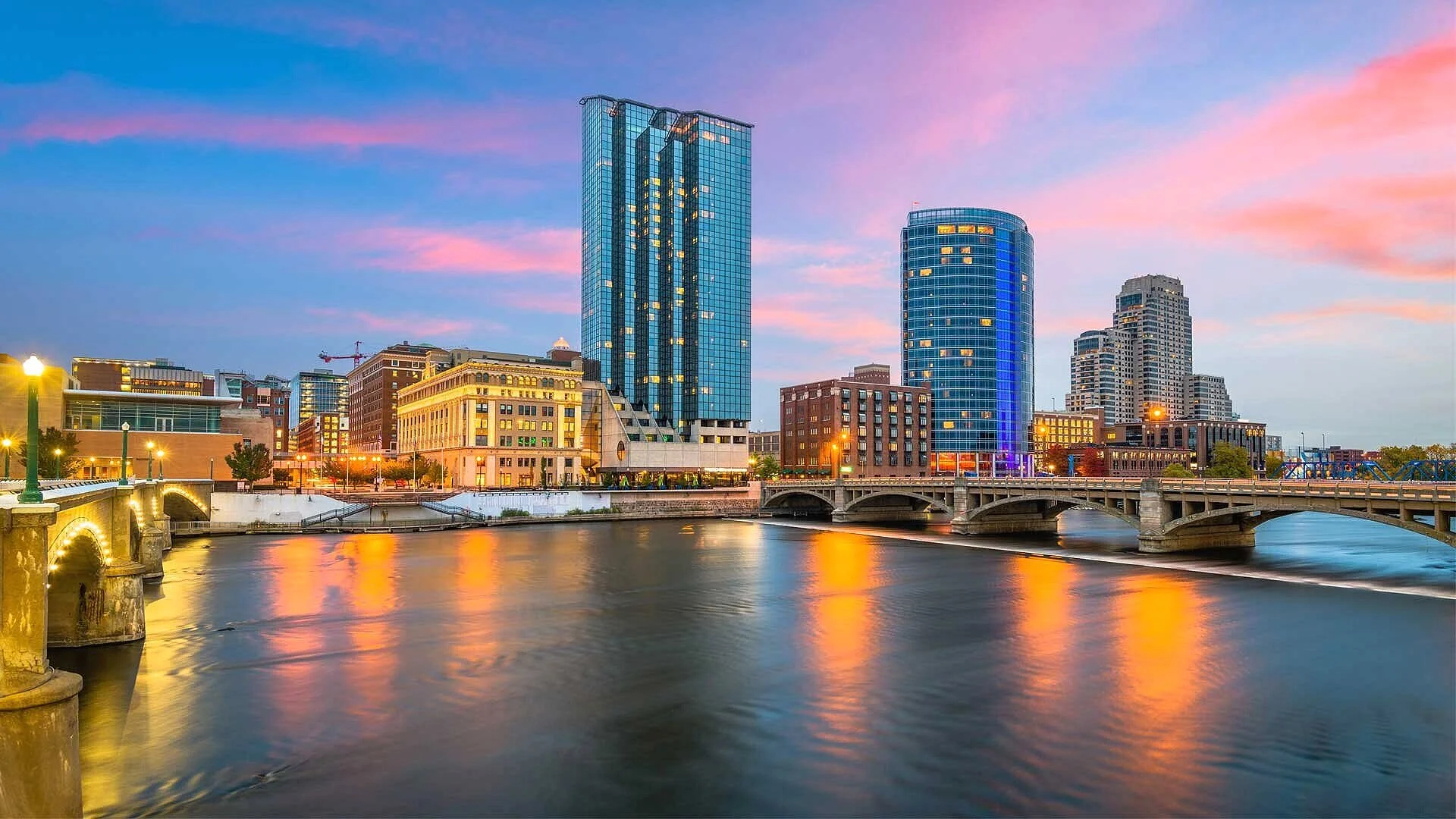Visit Grand Rapids GrandCon Gaming Convention