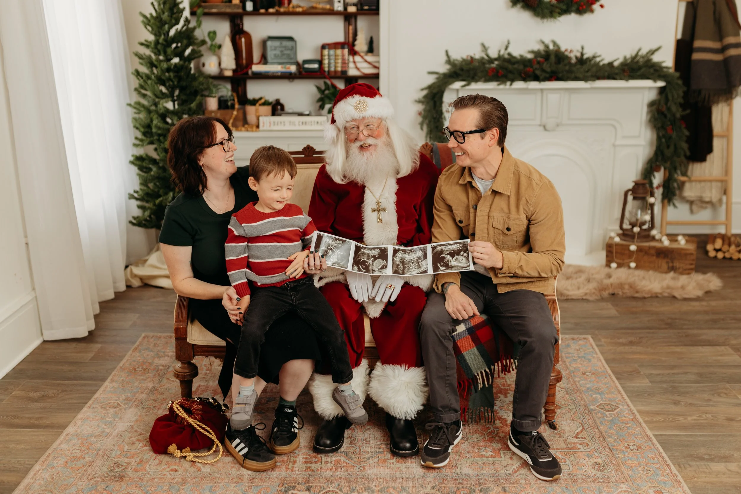 Santa25Jett-7496.jpg