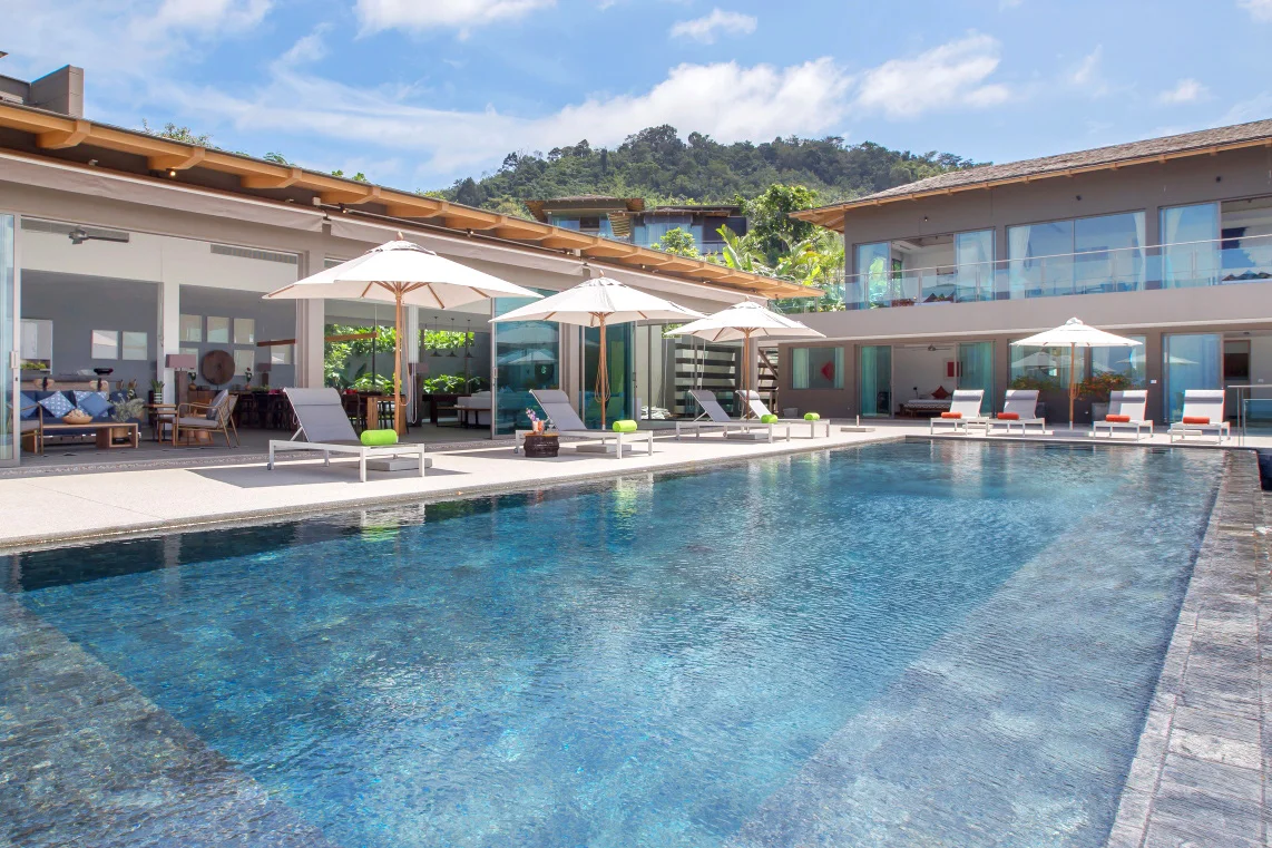 01_pool_017.jpg