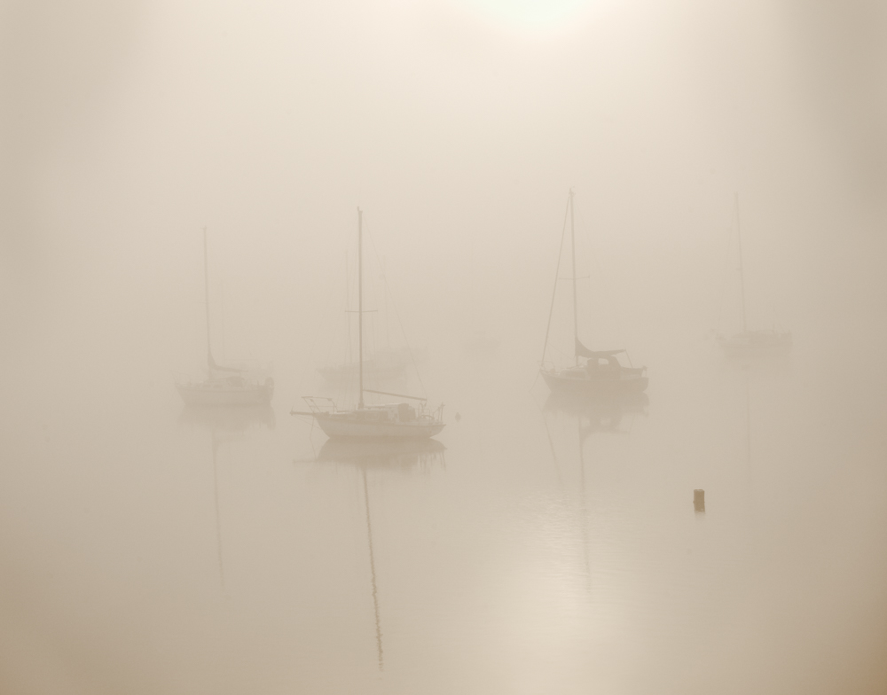 Sunries Dingle Canon EOS 1DS Mark III 70mm 1/250 sec f9 ISO 200