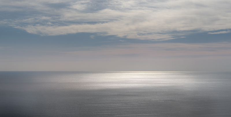 Serenity Canon EOS IDS Mark III 90mm T/S 1/640 f11 ISO 100