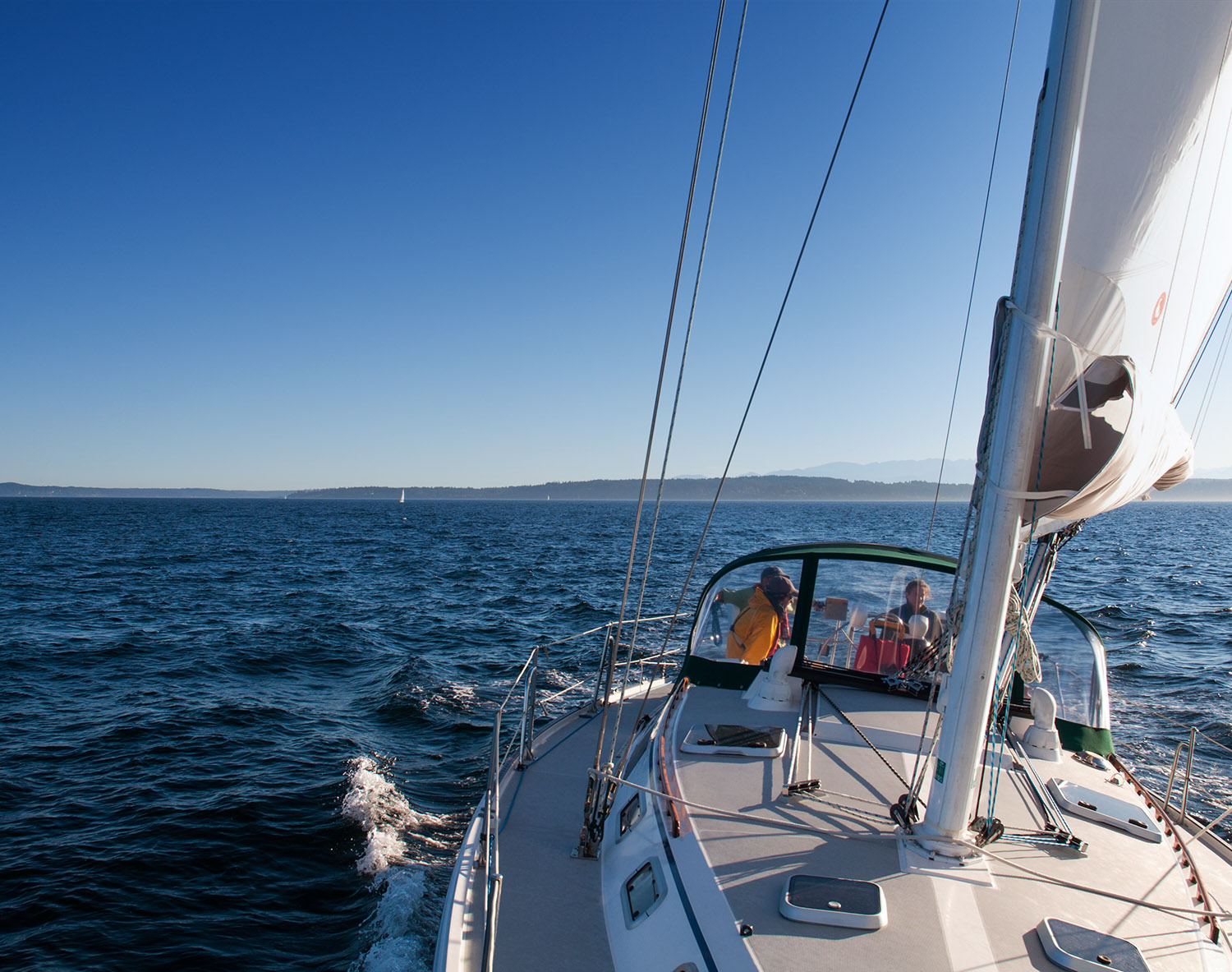 puget-sound-sailing-upbeat.jpg
