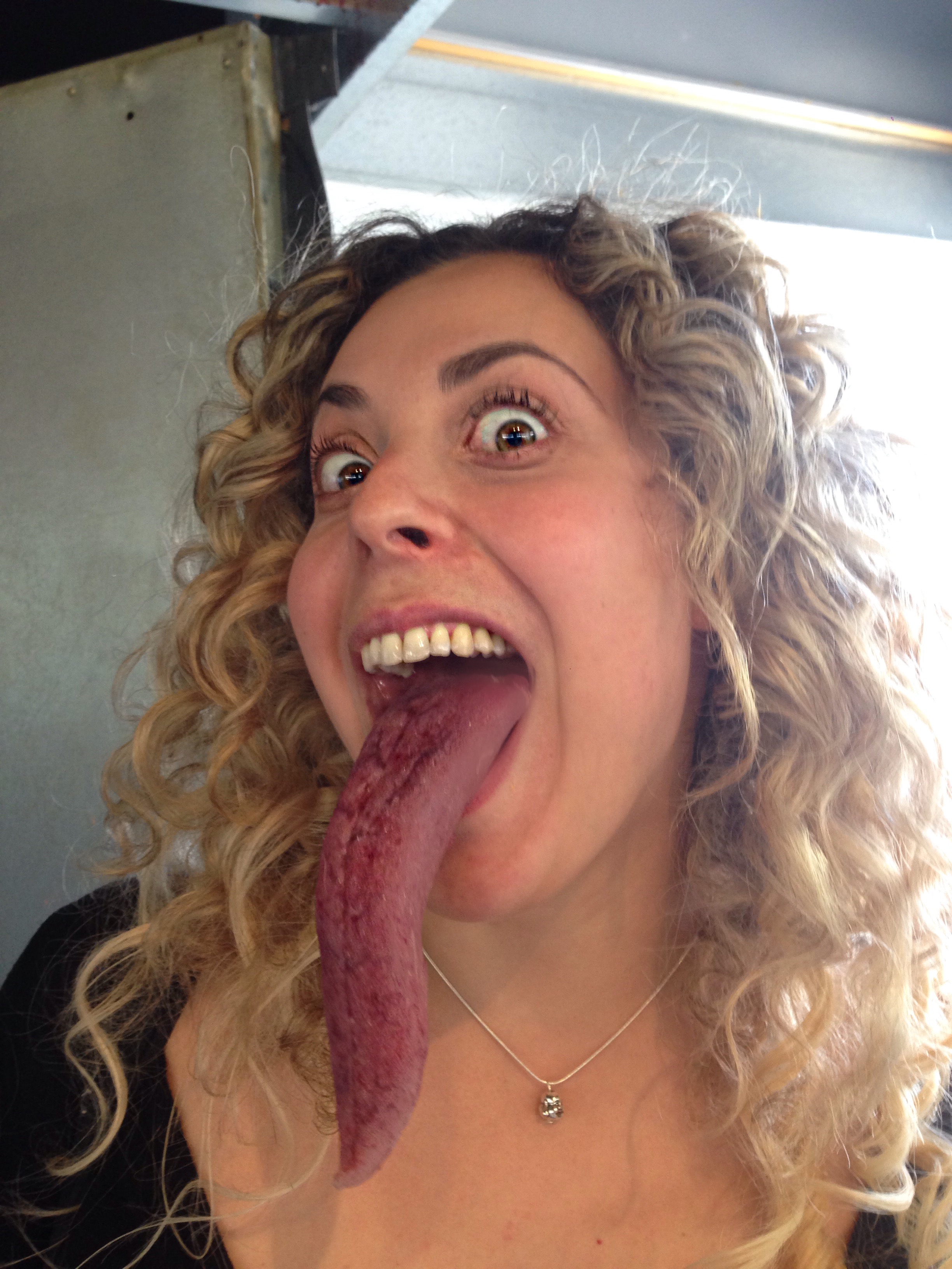 SILICONE TONGUE APPLIANCE