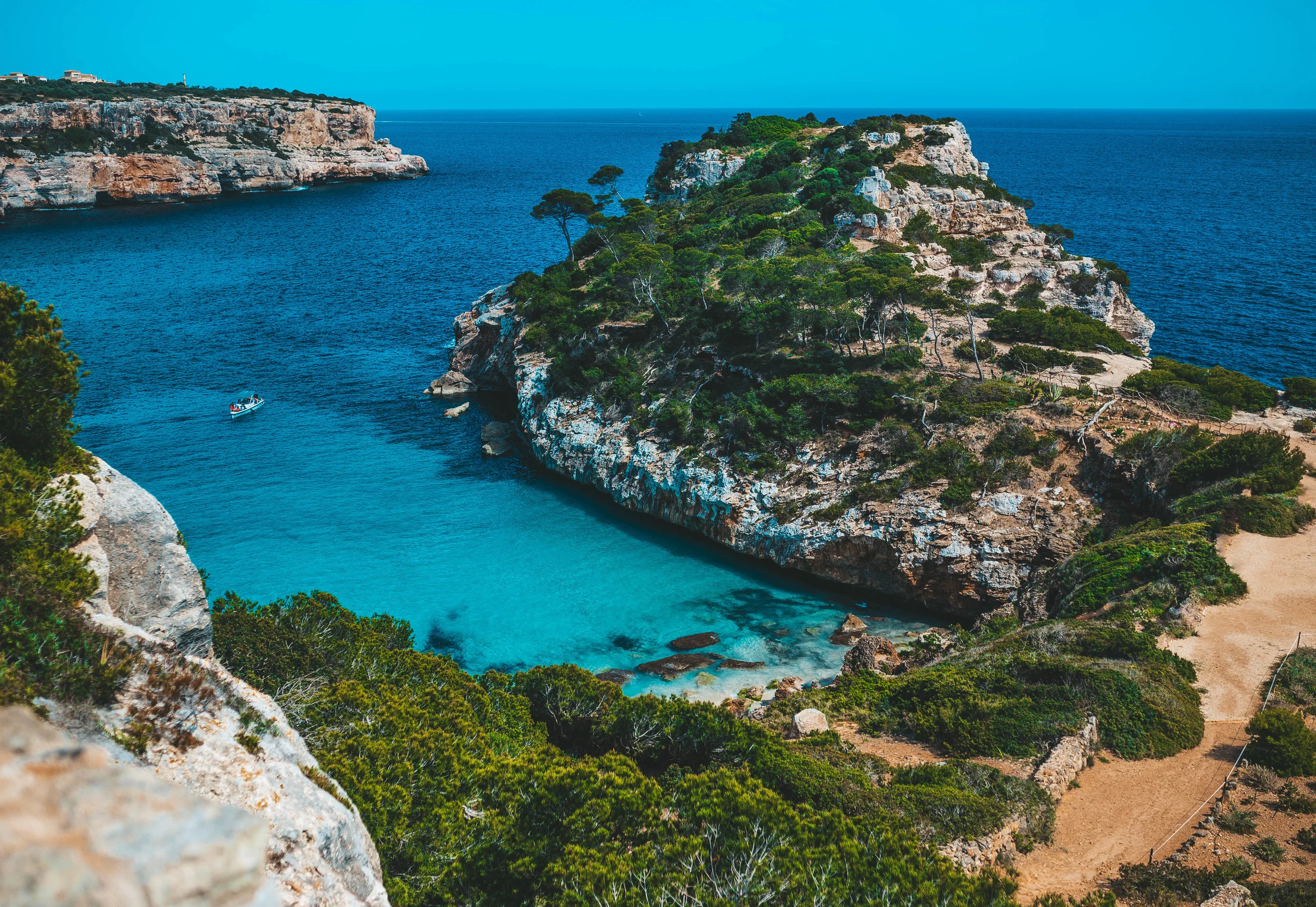 Mallorca's Mermaid Grottos - Caló des Moro & Cala S'Almonia