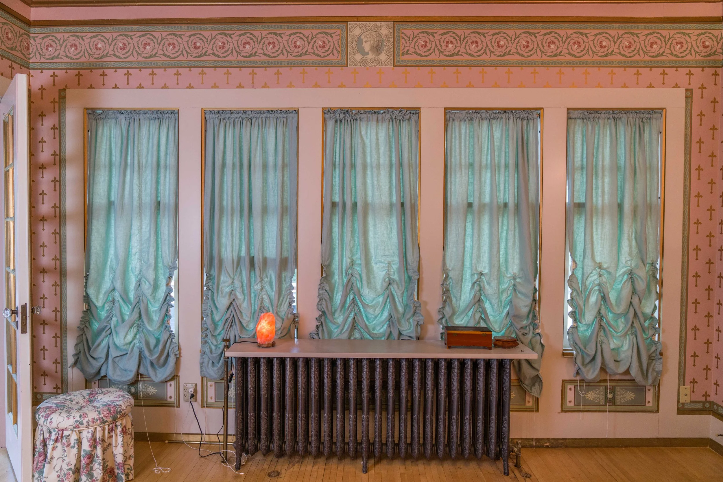 Making DIY Austrian Blinds for the Bedroom | A fusion design for our unique windows | How-To Austrian Blinds