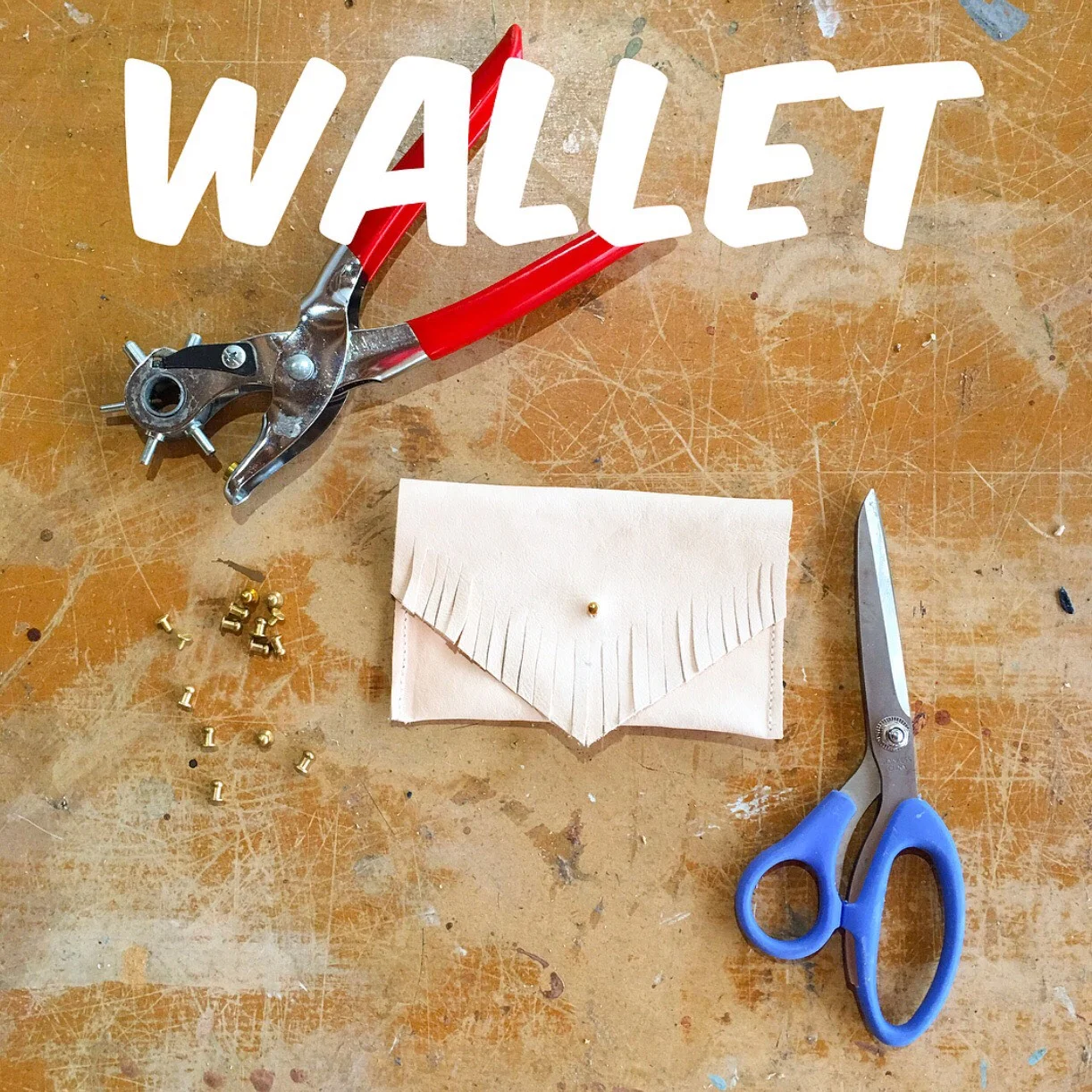 How to make a leather wallet. Wallet making leather workshop Chicago. Creative workshops Chicago.