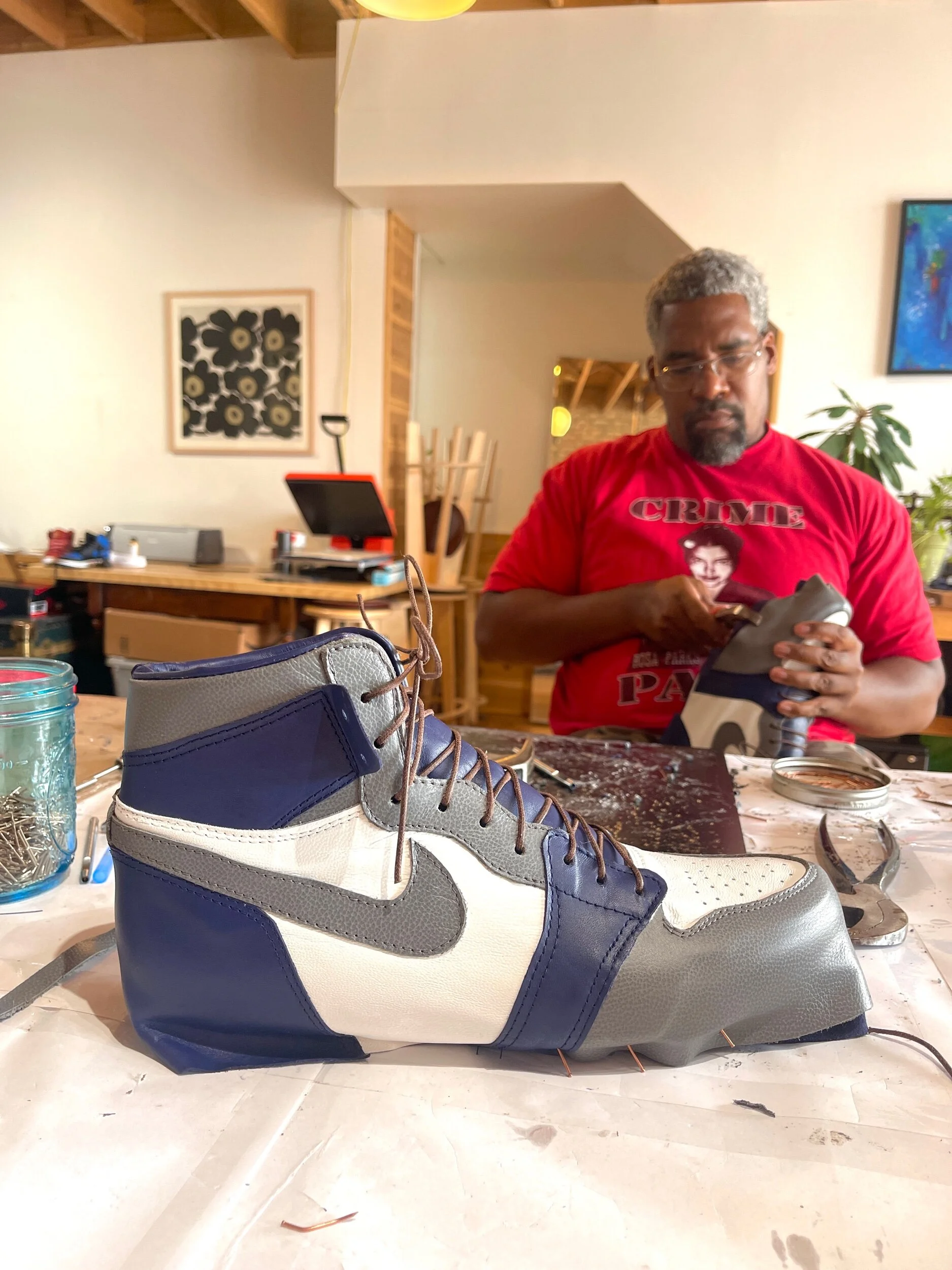 B9EA7B16-AF85-4B2B-B560-2919910C2ACD