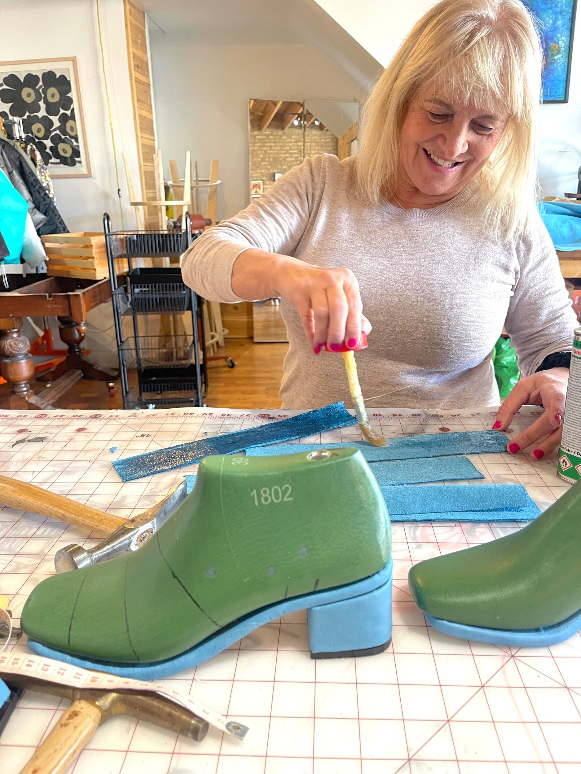 3EDFCBB8-1618-4692-B4DF-1F9A5596B478