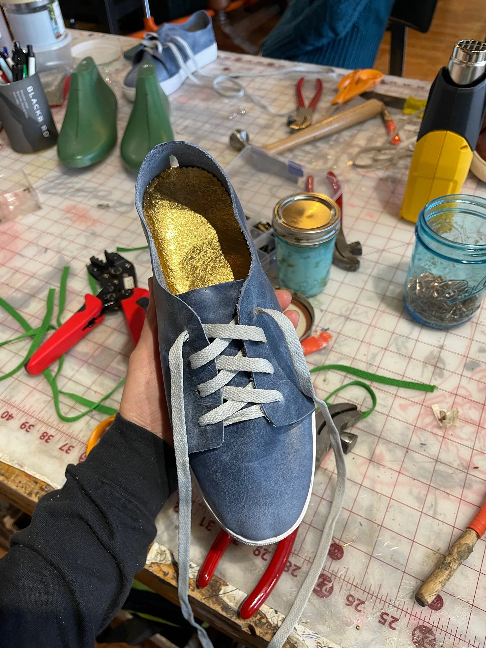 9841C324-0D4C-4670-A7B9-73FB3E7355C6