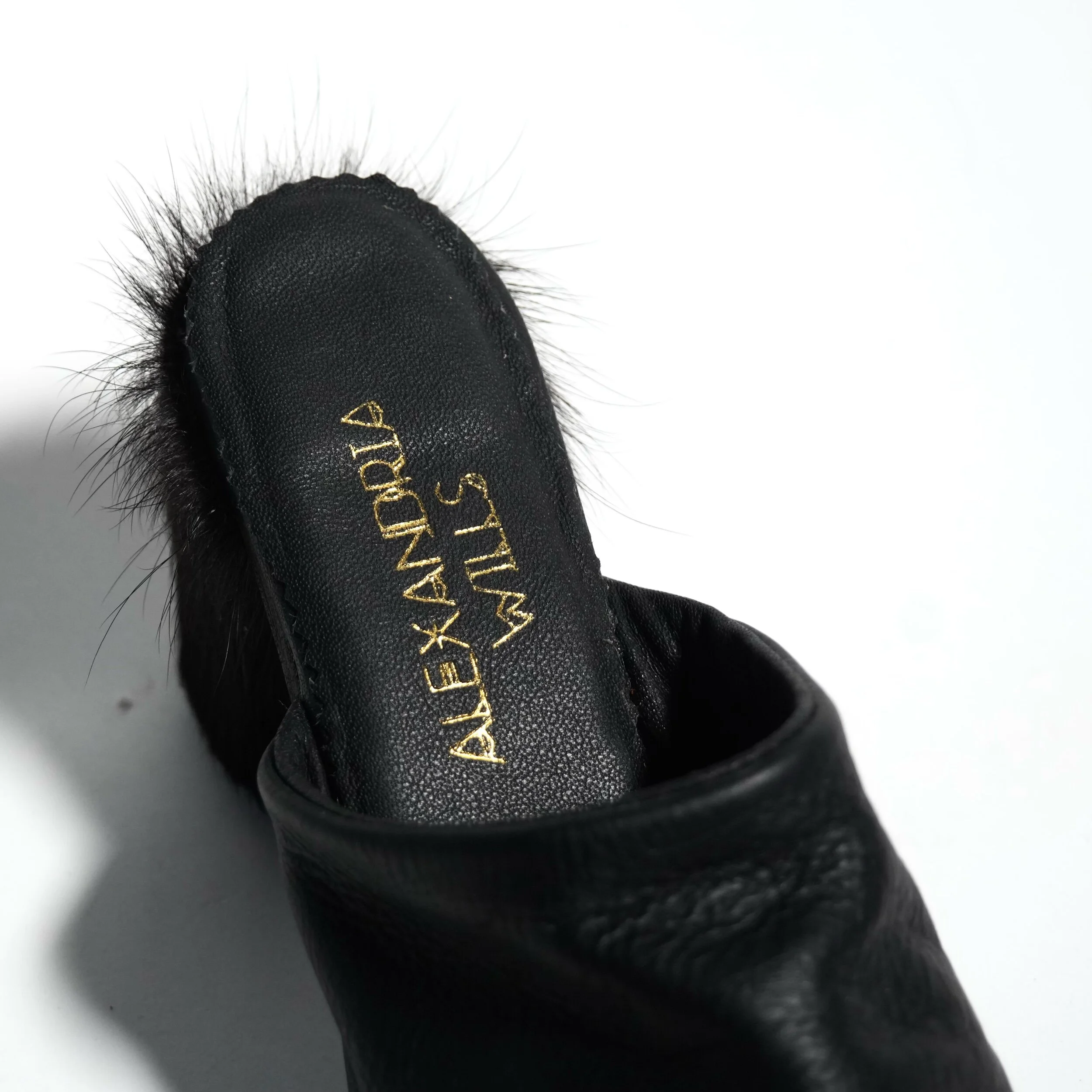 31BB8FFA-8372-439D-B28B-CF6F7D7763EB