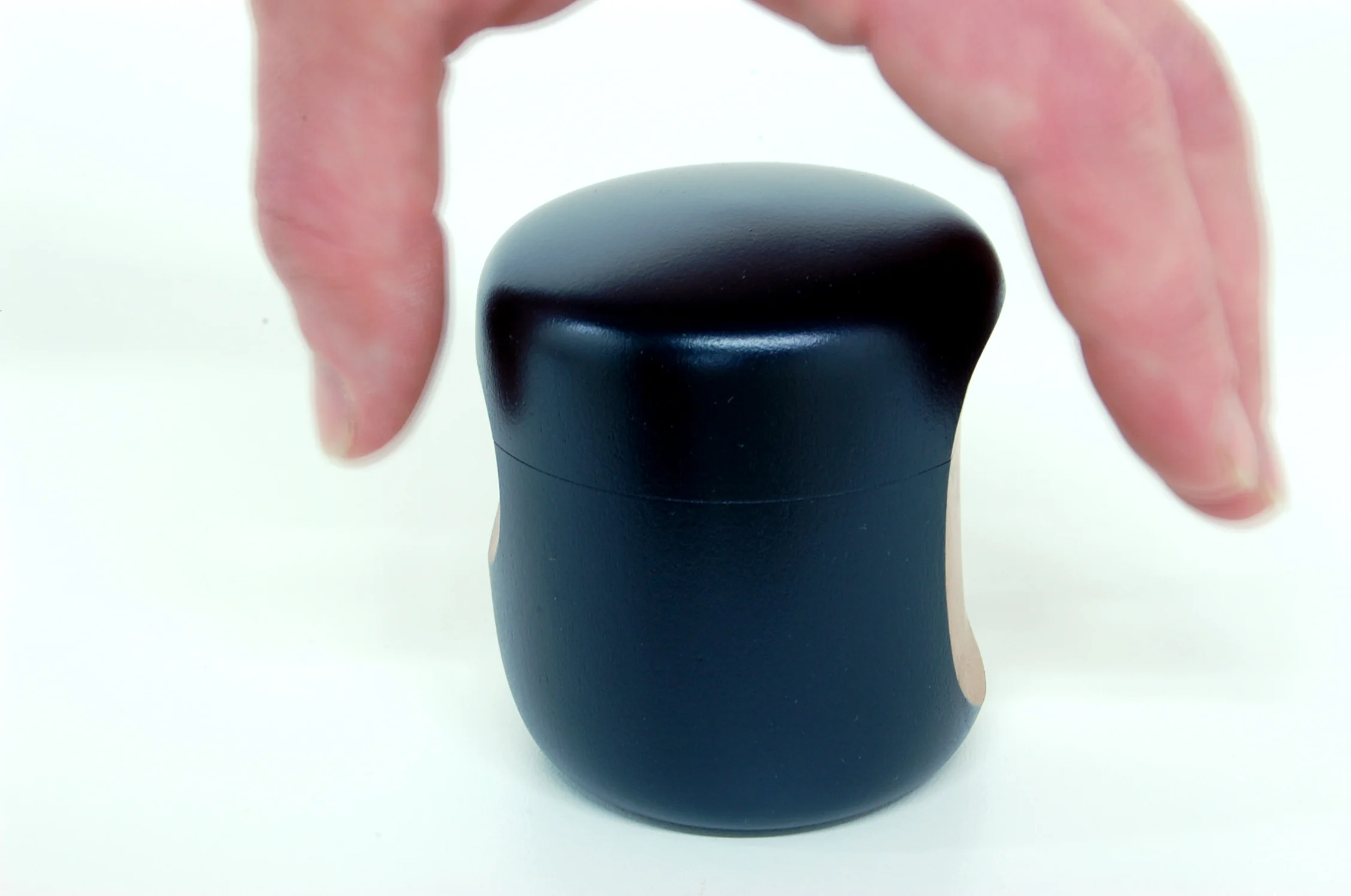 tea caddy lifting.JPG