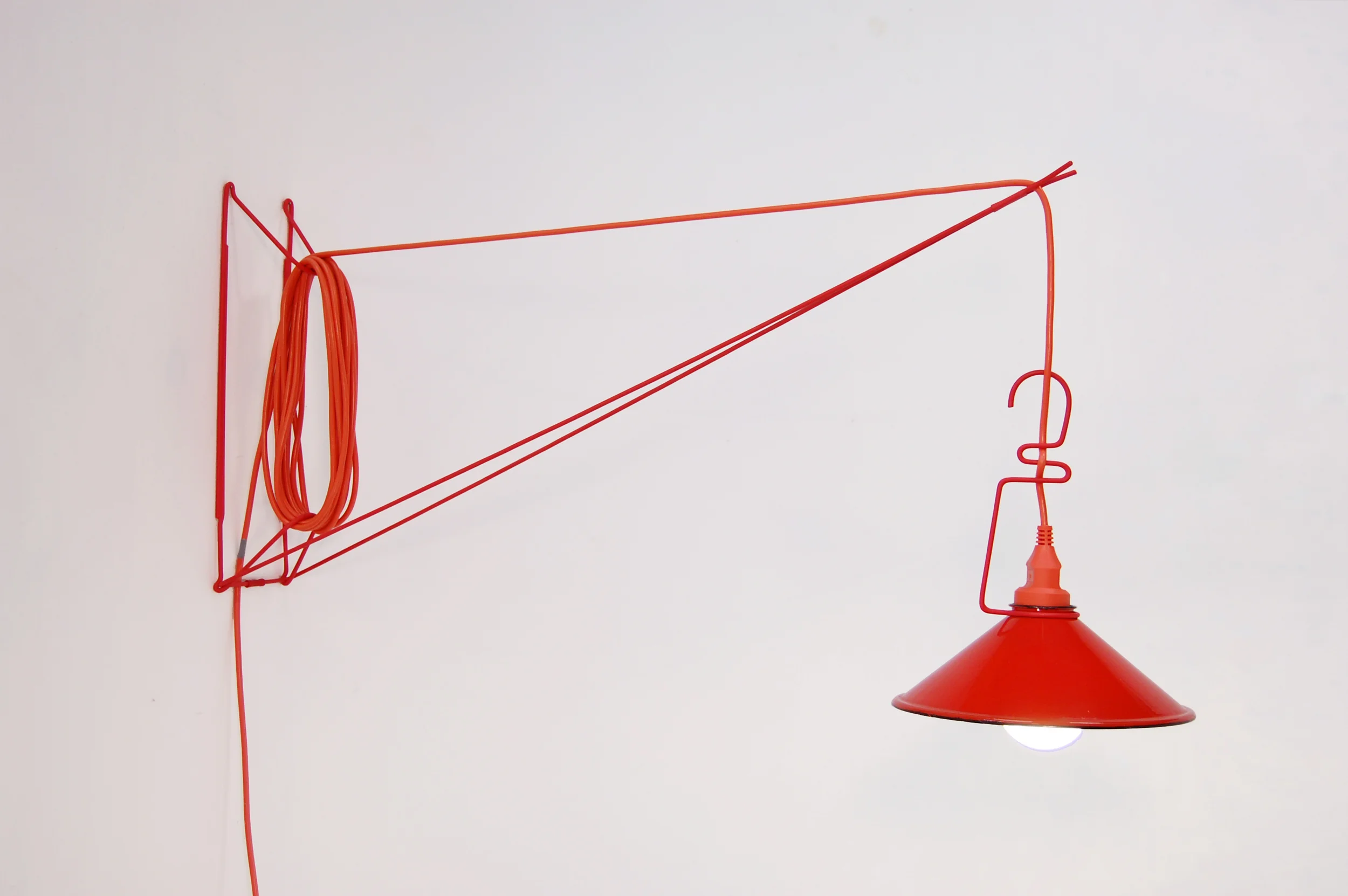 pluglamp red straight.jpg