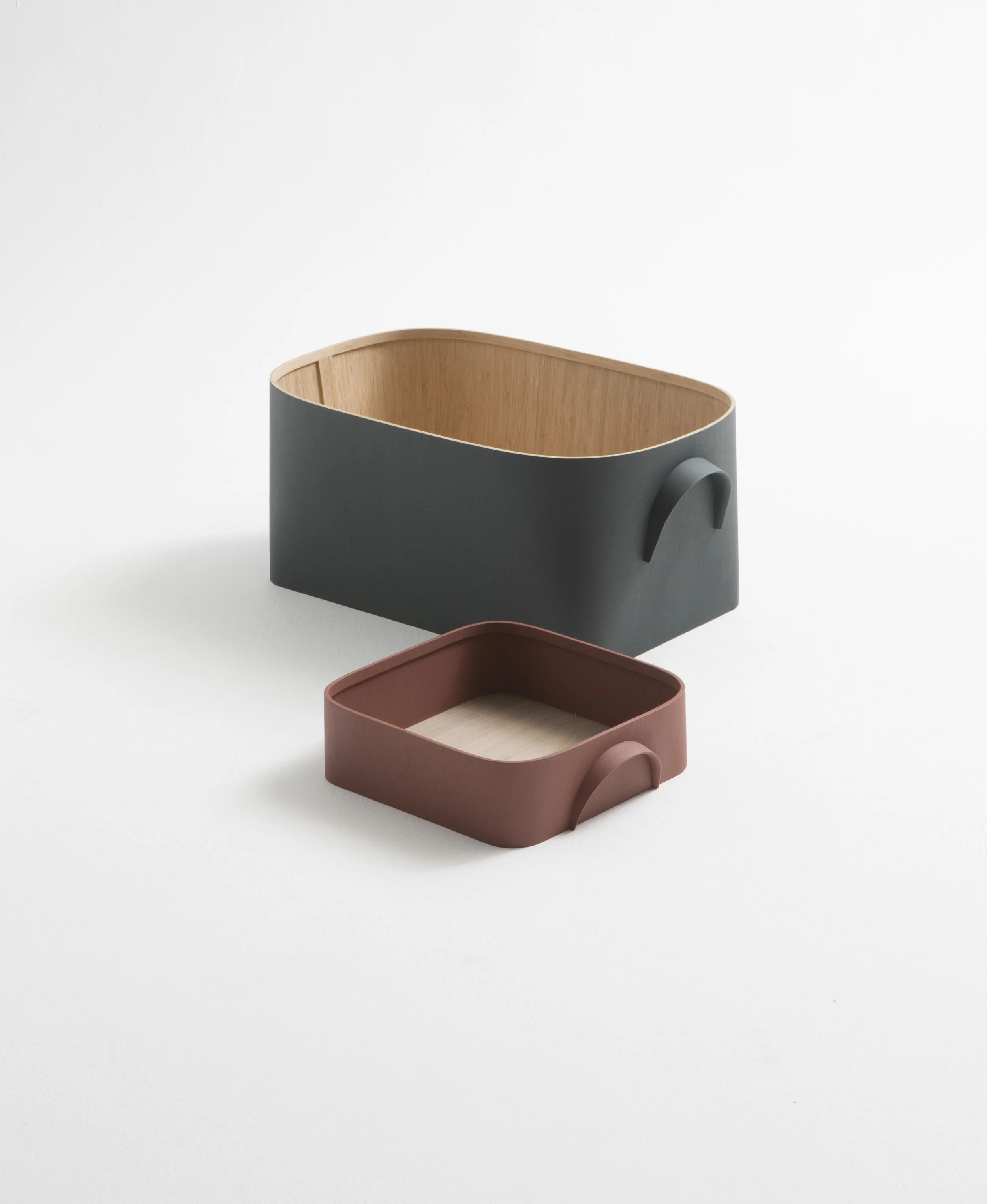 Studio Gorm Laundry basket and tray4.jpg