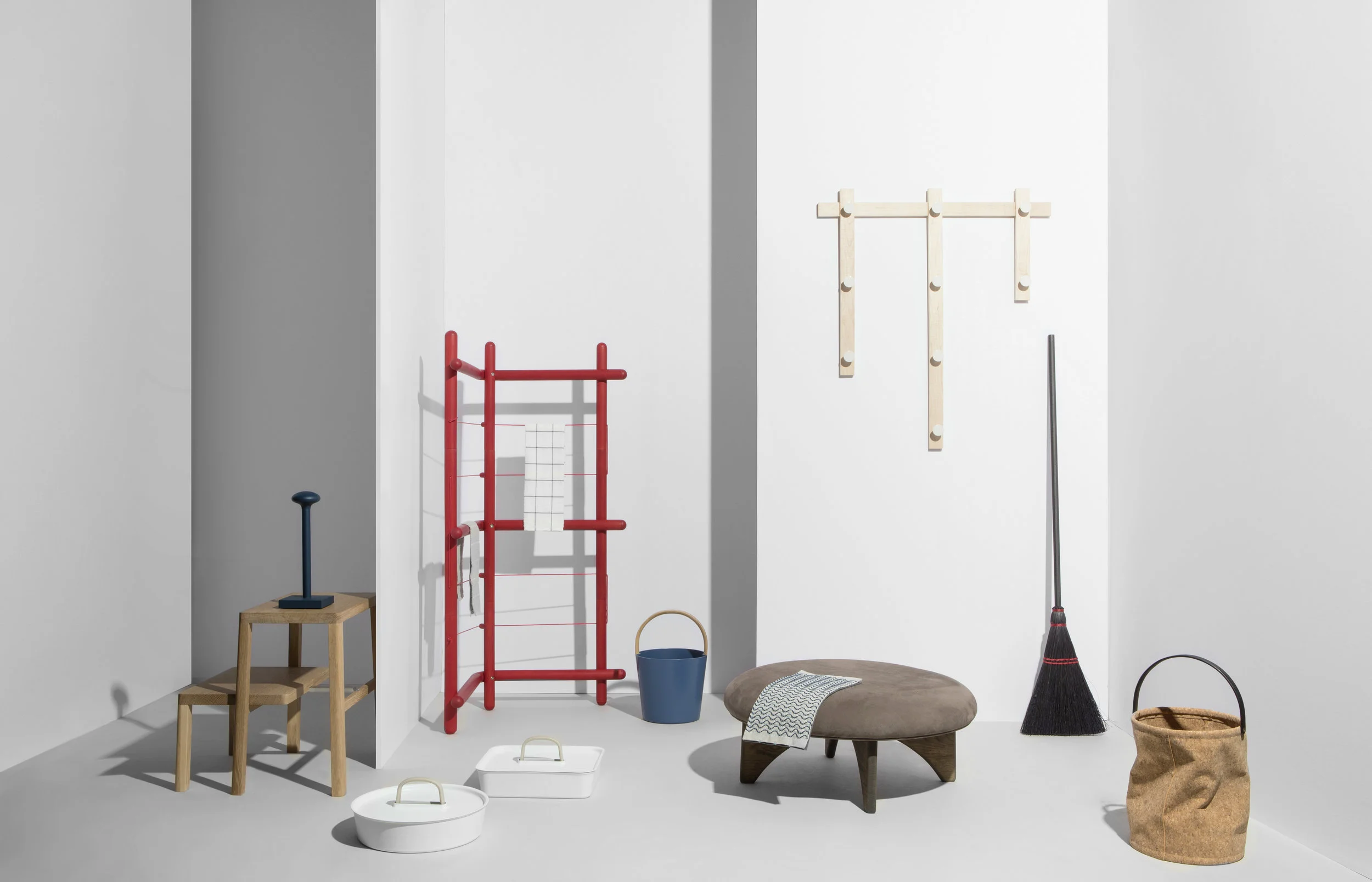 6_hands to work_group_horizontal.jpg