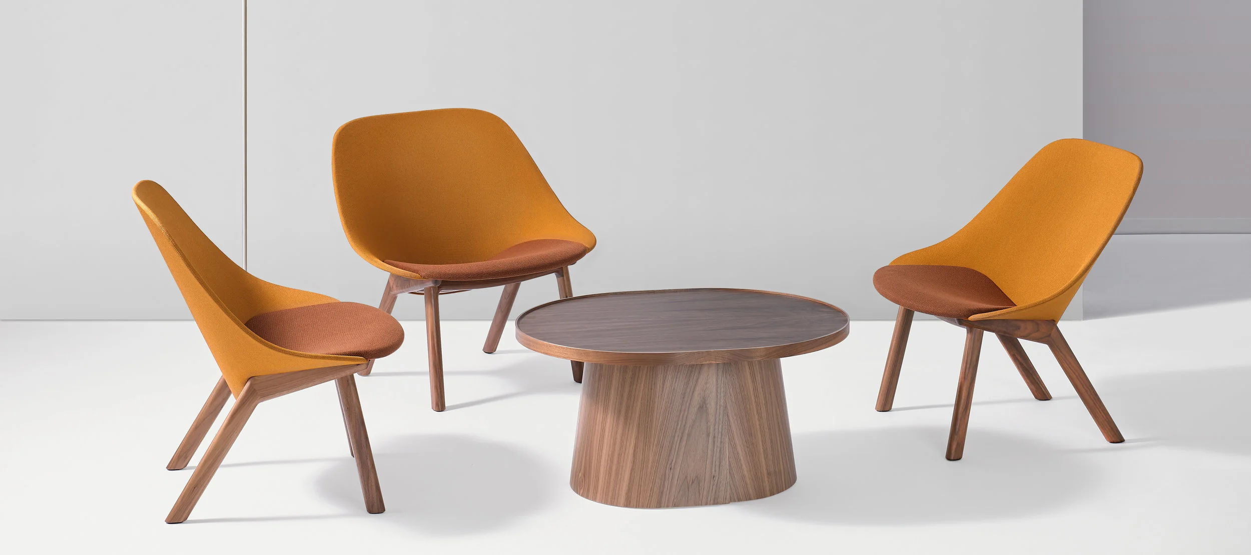 Penna Lounges with Obround Table_hi-res.jpg