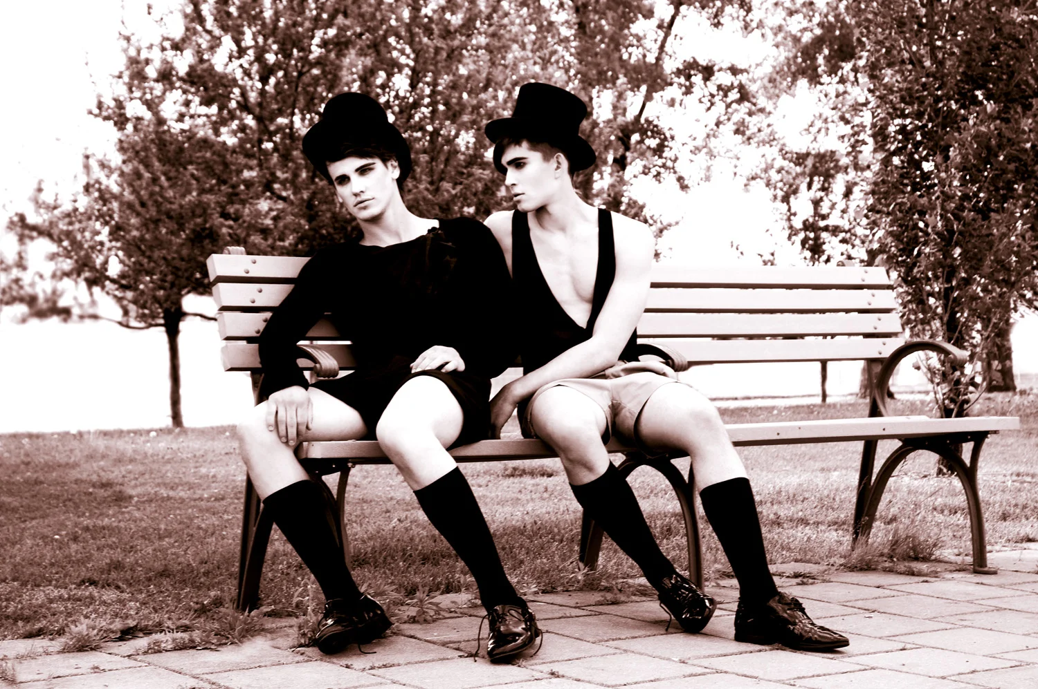 CIRCUS CROWS16.jpg