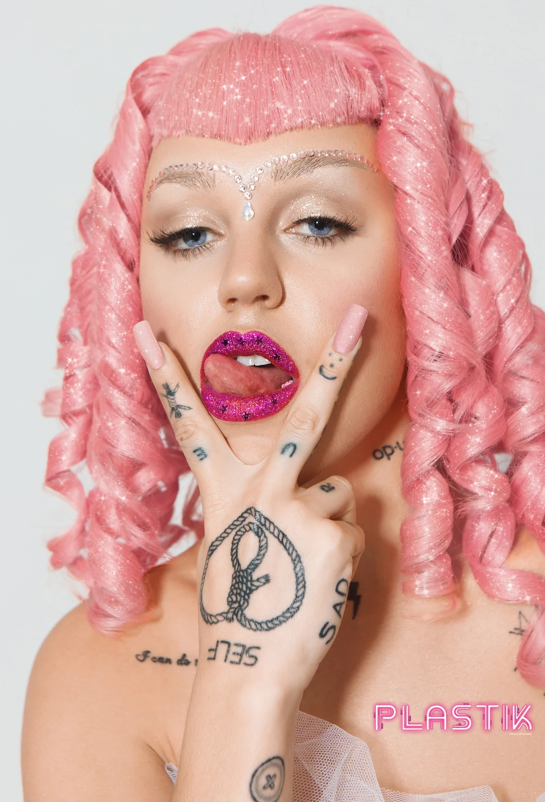 BROOKE CANDY PLASTIK MAGAZINE (9) copy.jpg