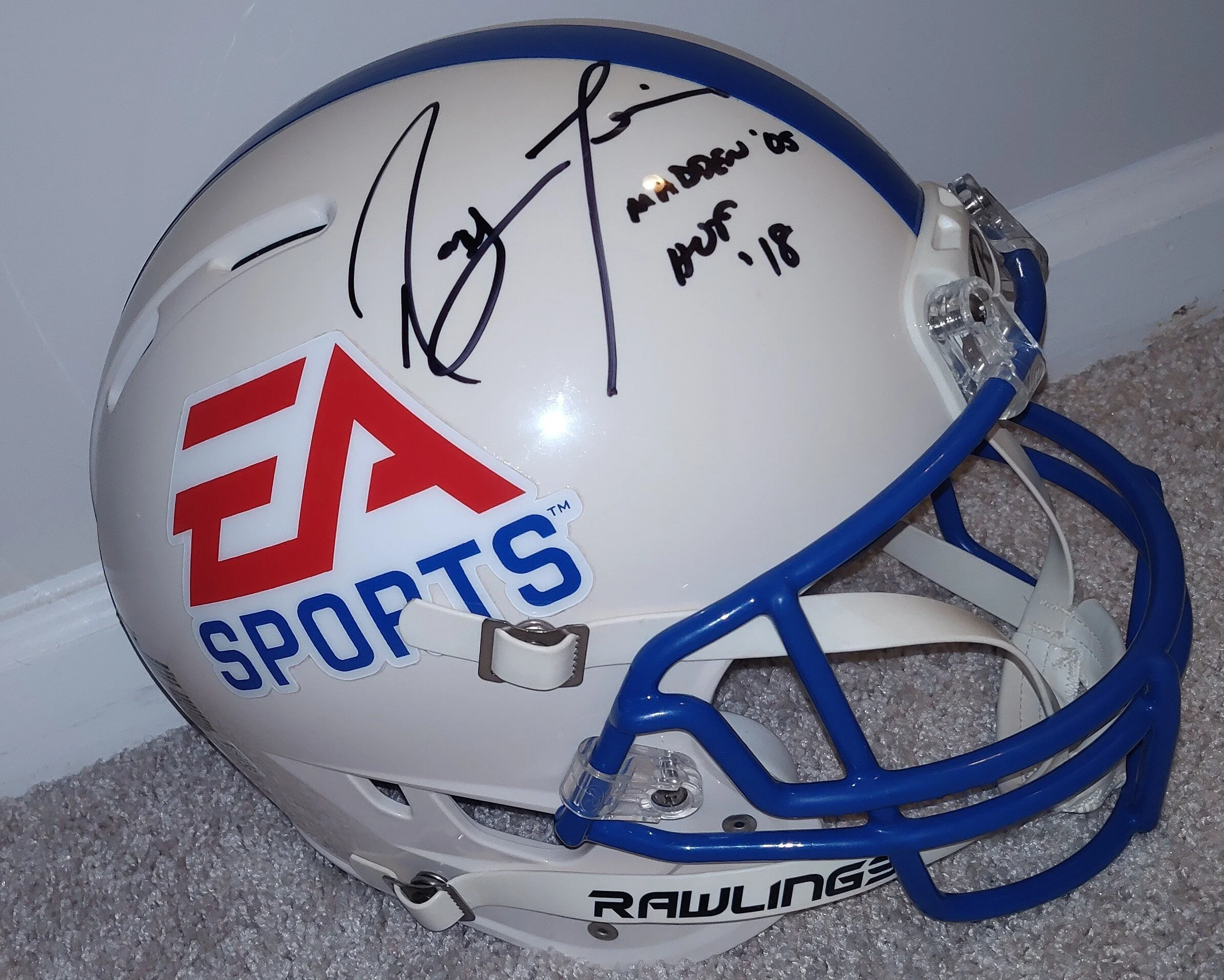 EA Spots Full-size Helmet singed By Ravens Ray Lewis