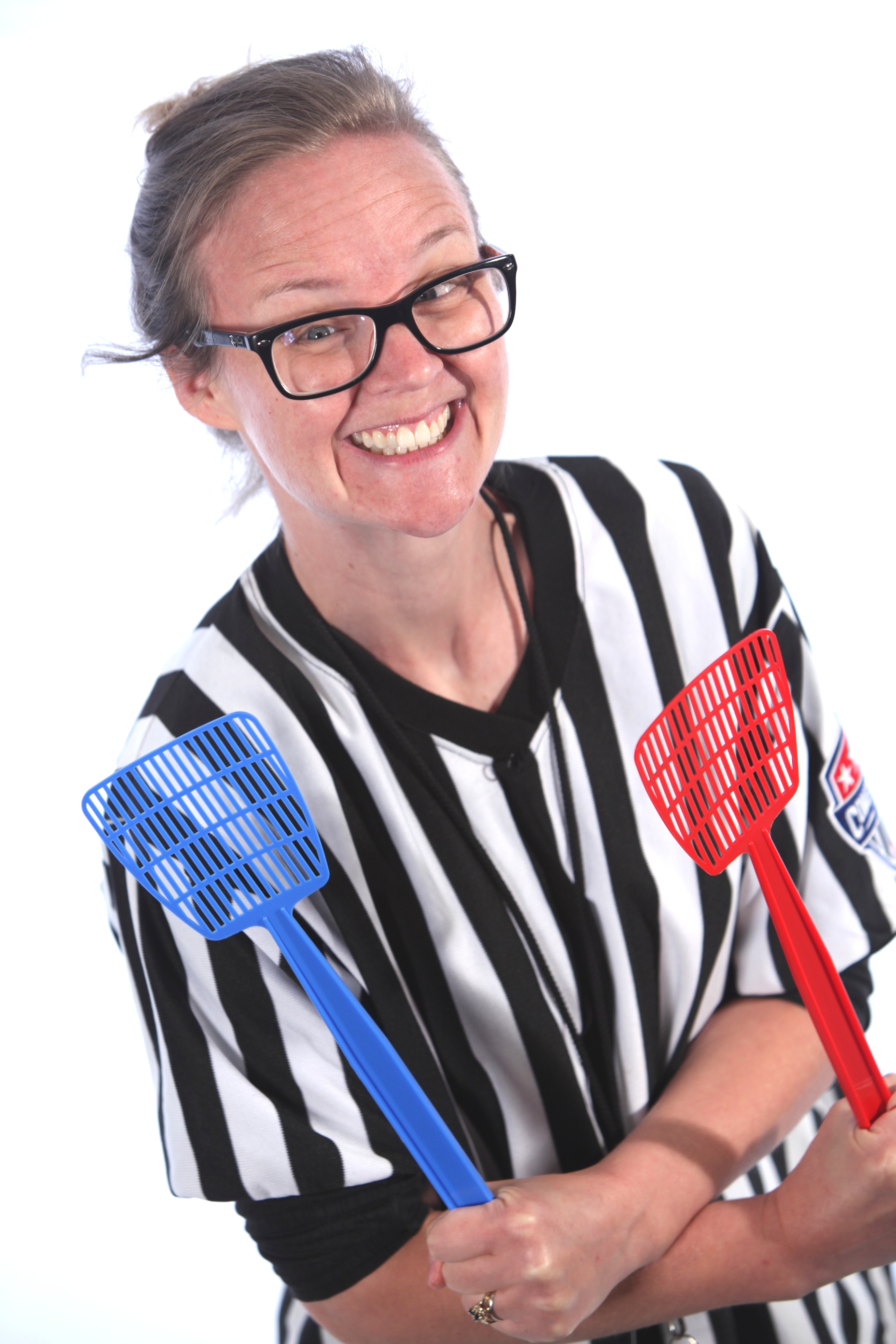 Fans judge the action between the red and blue teams. you control the outcome!