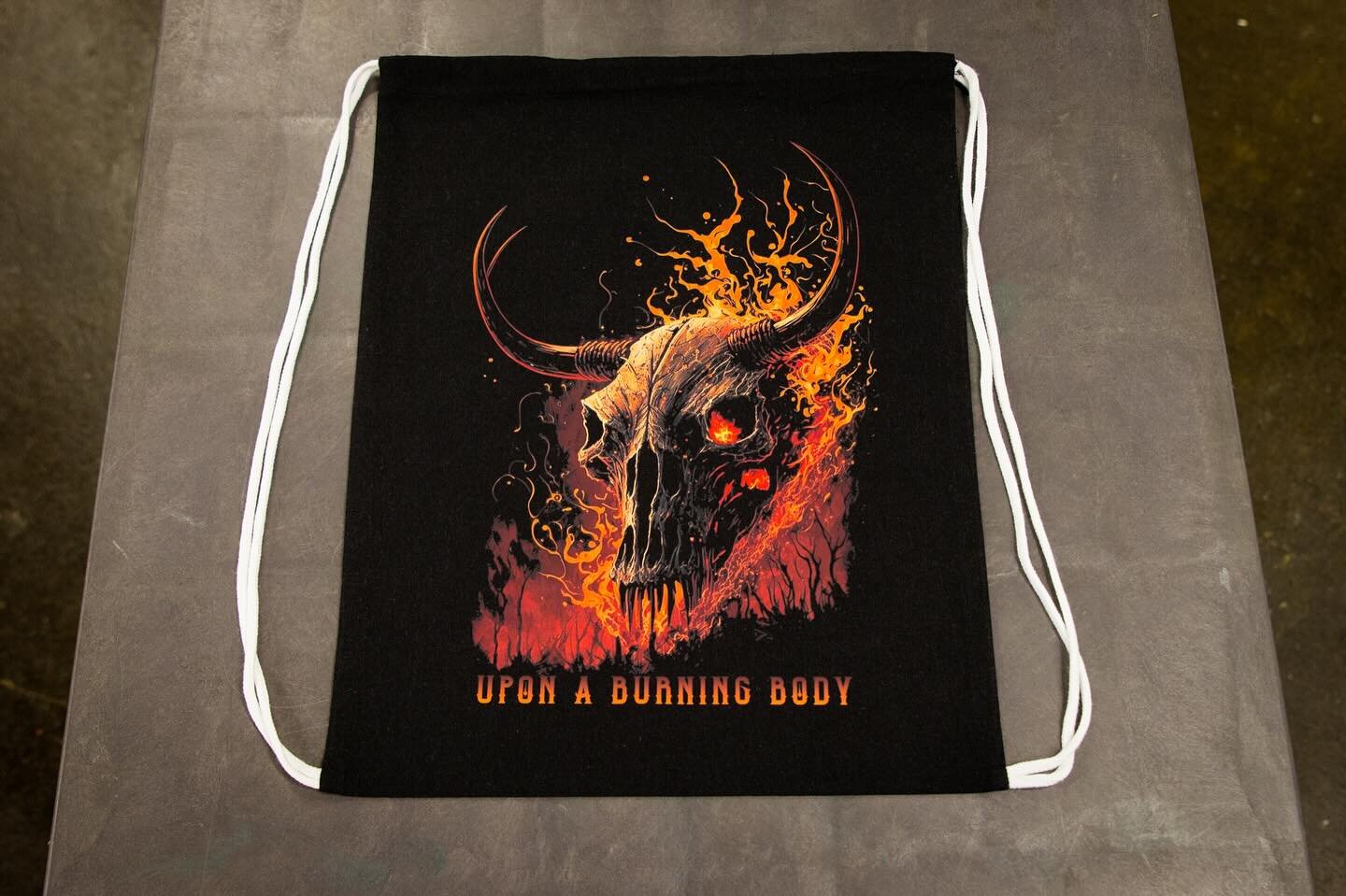 Absolutely stoked on how these bags came out for @uponaburningbodyofficial. 🔥 www.mlscreenprinting.com
