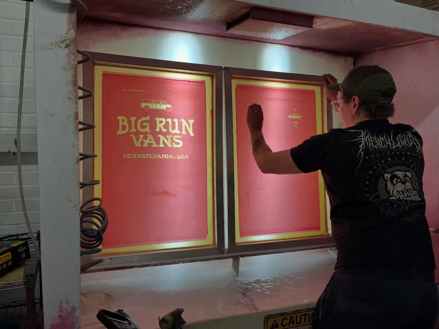 When friends create their own small business I am always so excited for them. It&rsquo;s never easy but at the end of the day forging your own path is nothing short of commendable. I got all the love in the world for Mike and @bigrunvans 

If you are