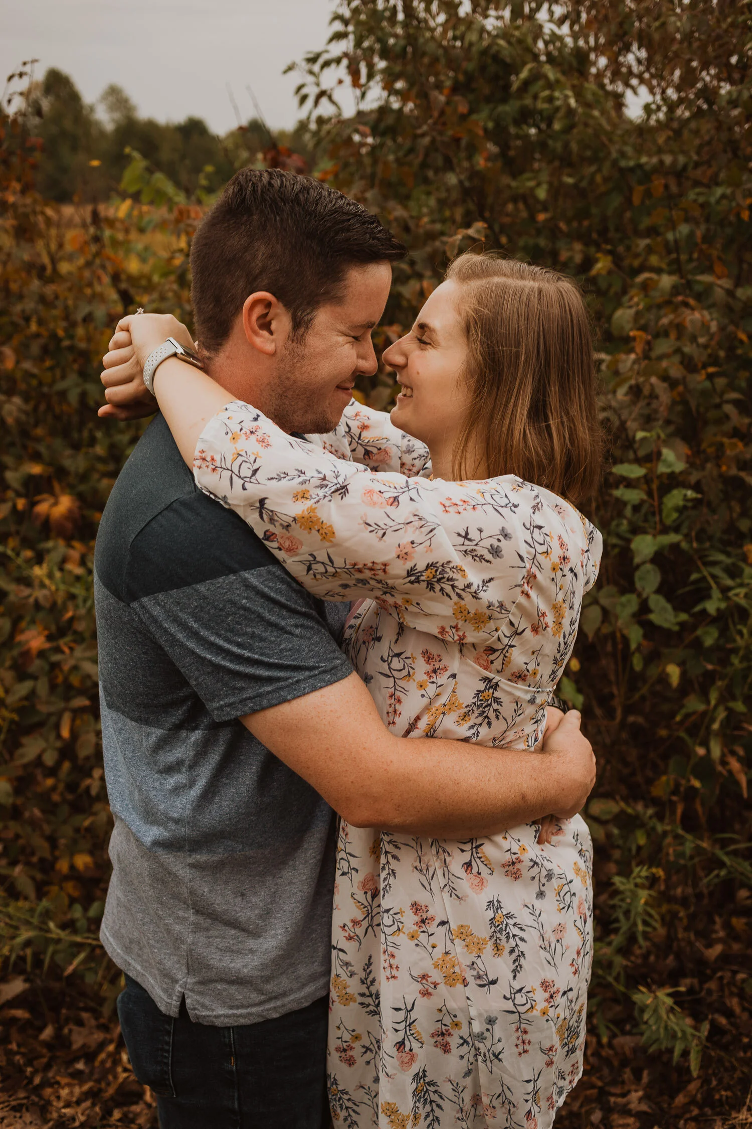 Engagement_Photographer_Warm_Dark_Moody15.jpg