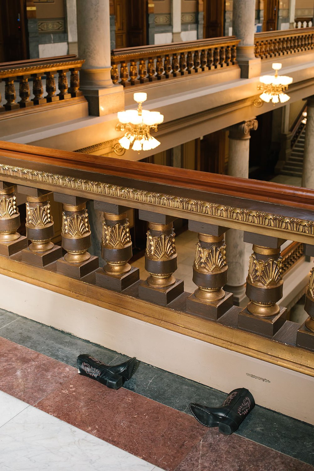 Indiana-Statehouse-Elopement-37.jpg