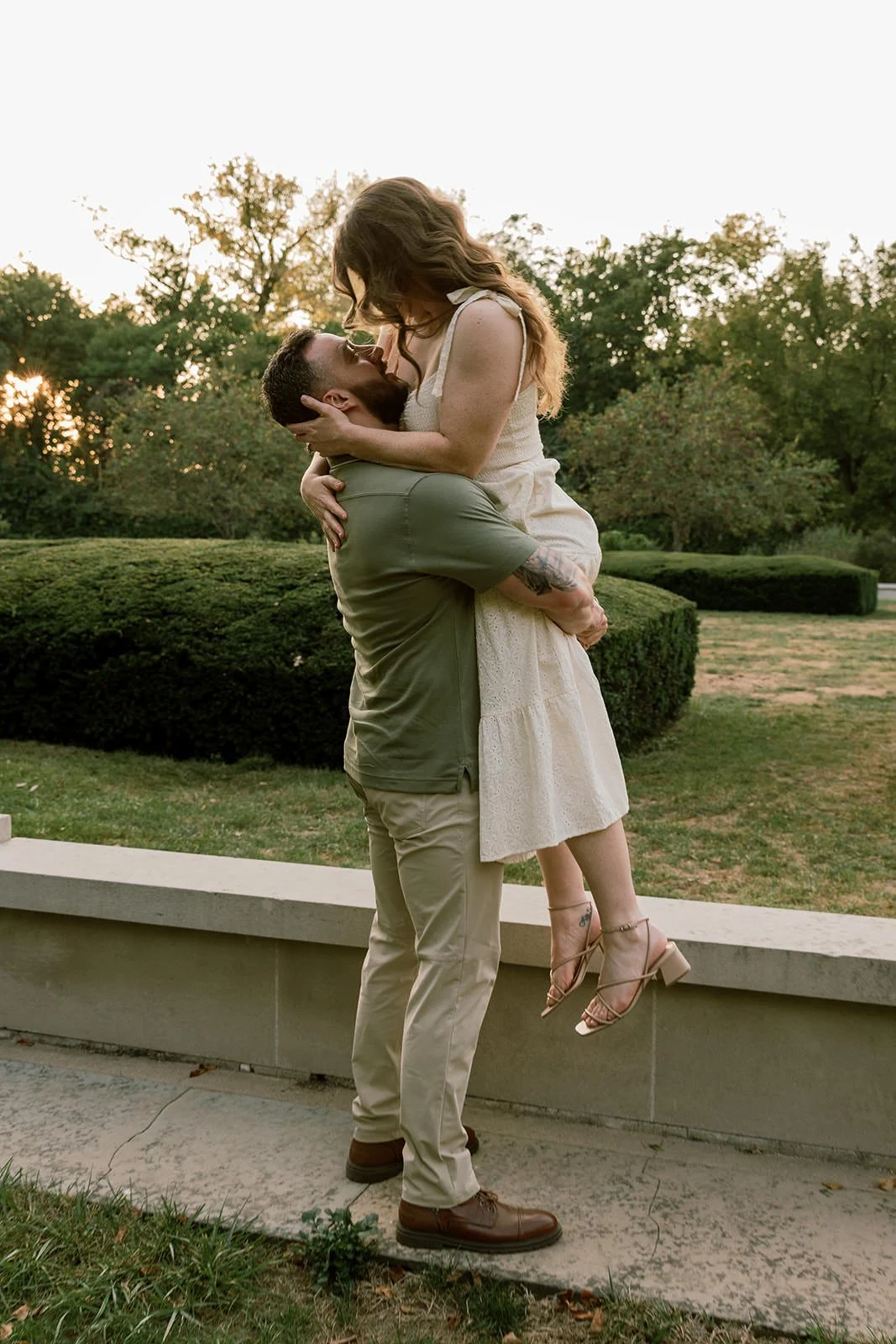 Holcomb-Garden-Engagement-Photos-81.jpg