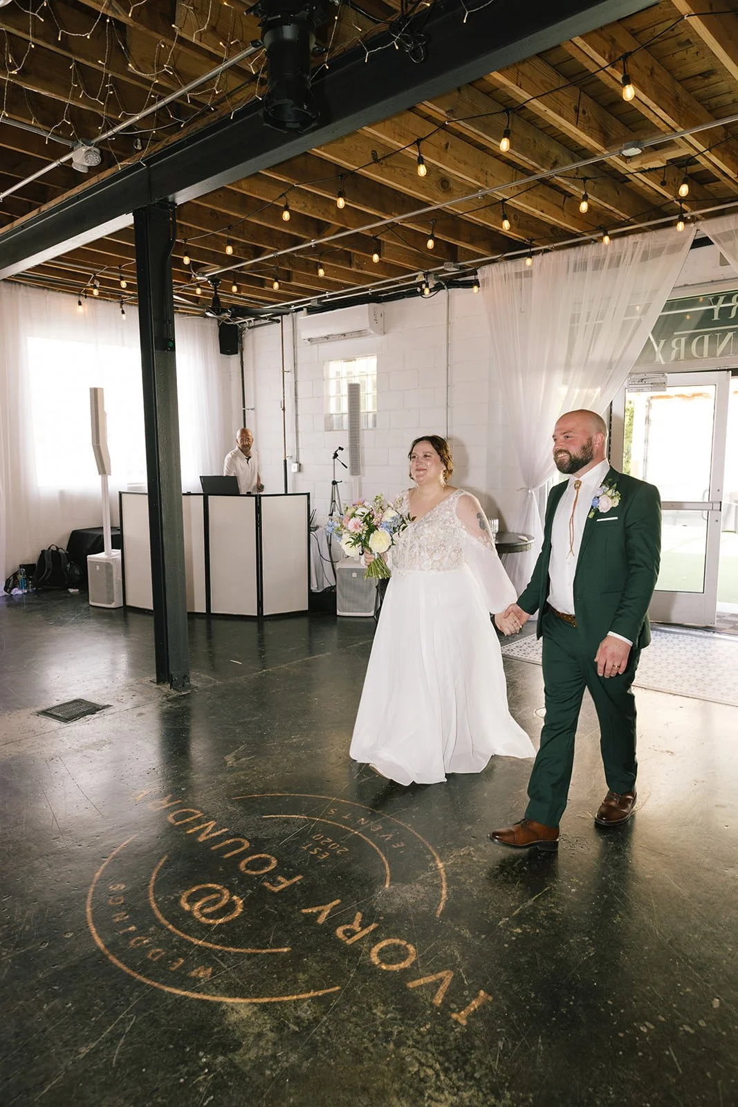 Ivory-Foundry-Wedding-Photographer-9.jpg