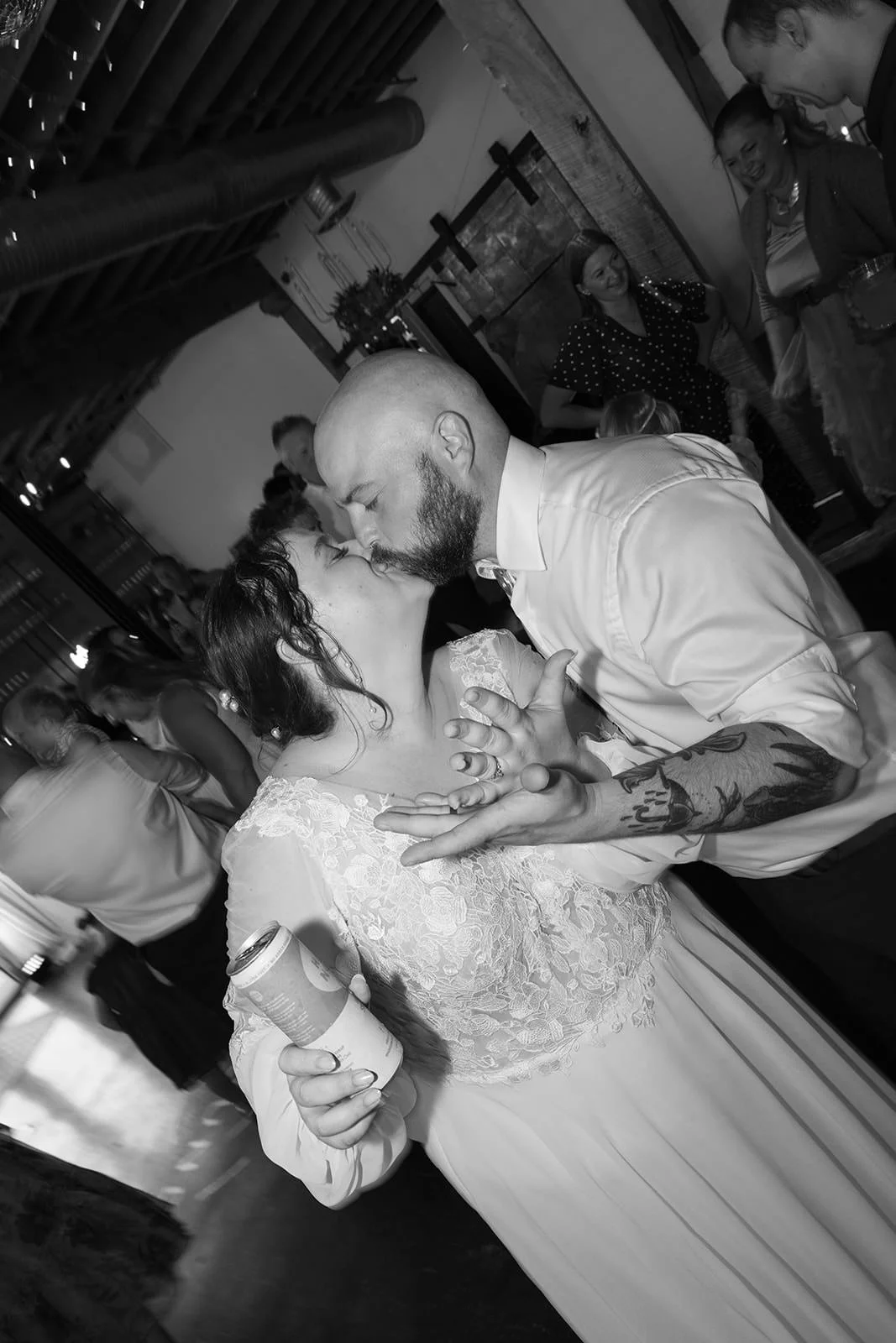 Ivory-Foundry-Wedding-Photographer-30.jpg
