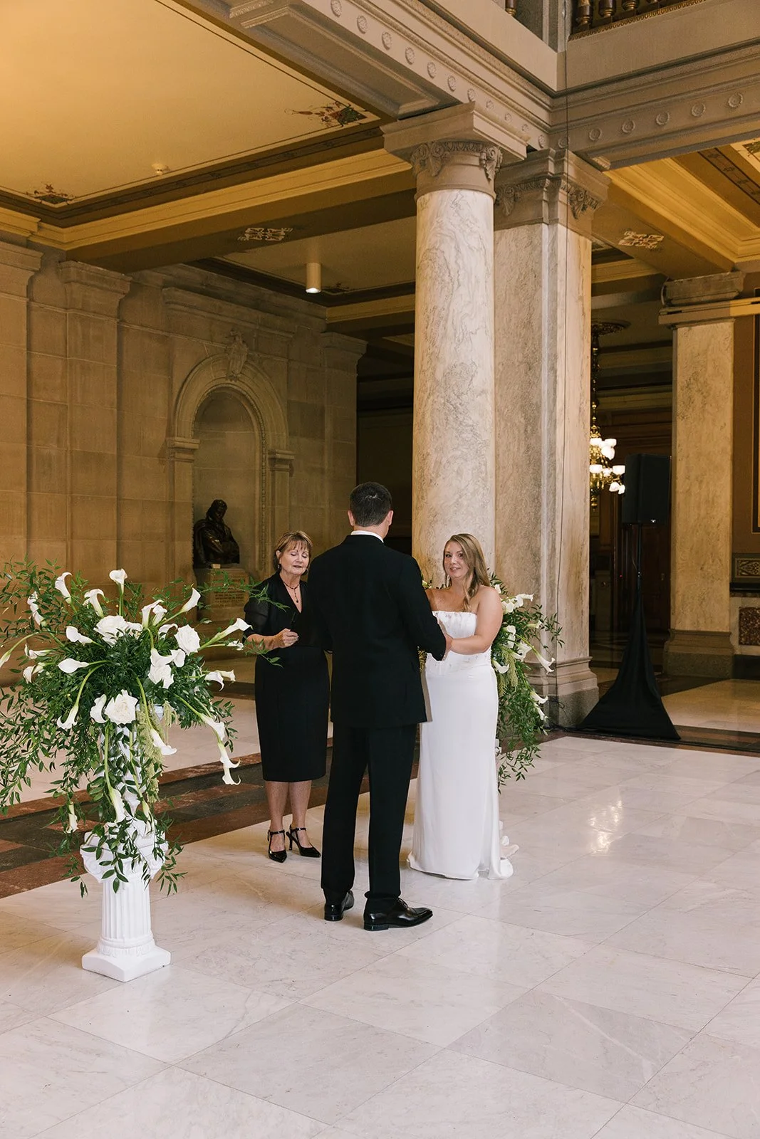 Indiana-State-Capital-small-wedding-9.jpg