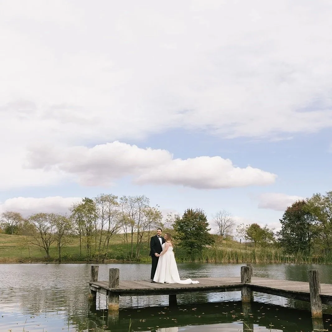 Hannah + Dallas — Perfect Fall Wedding at Traders Point Creamery