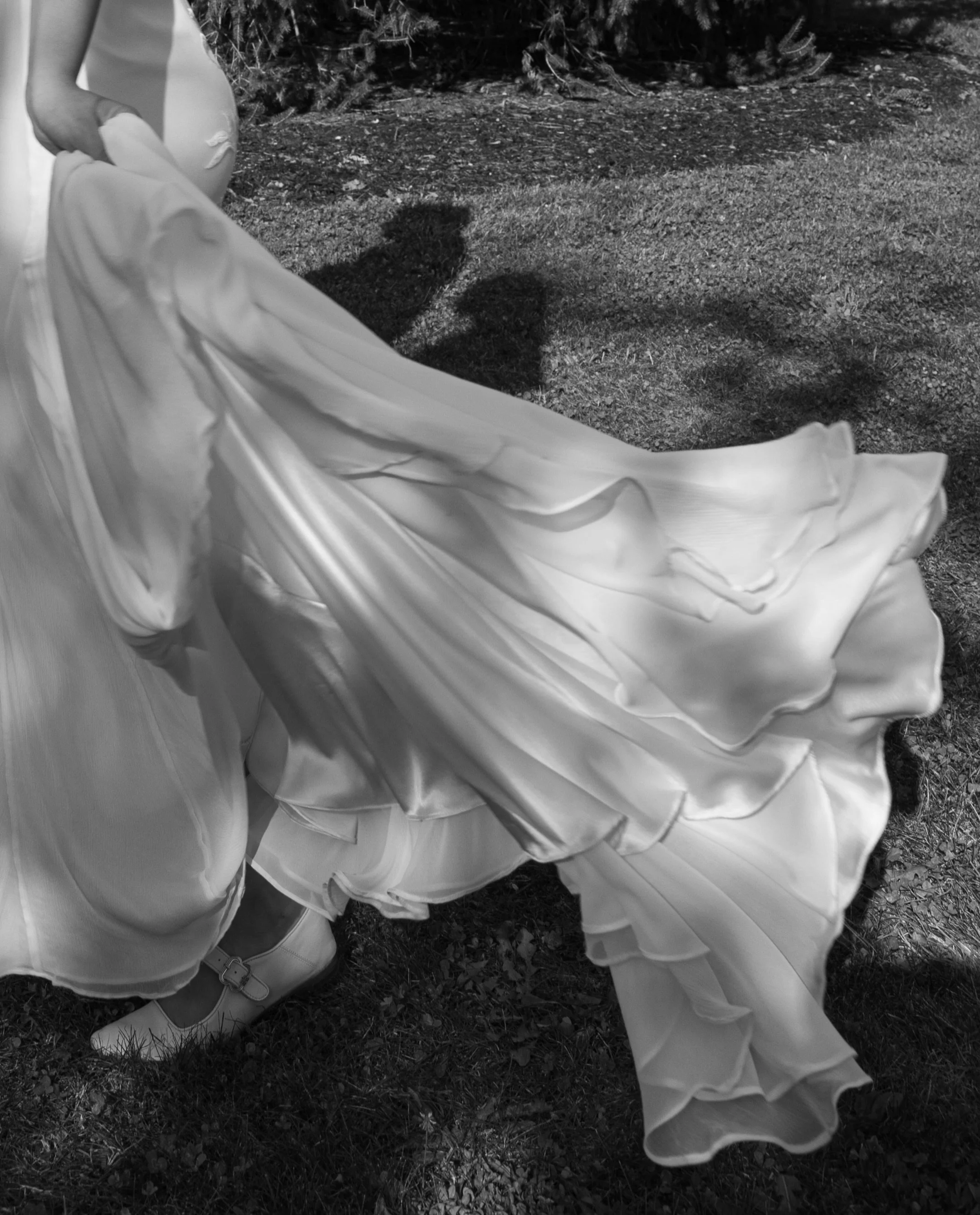 Running off to your grandparents&rsquo; garden.
.
.
.
.
.
🏷️ Indianapolis backyard wedding, film wedding photographer, stress free bridal portraits, weddings on polaroid, intimate weddings