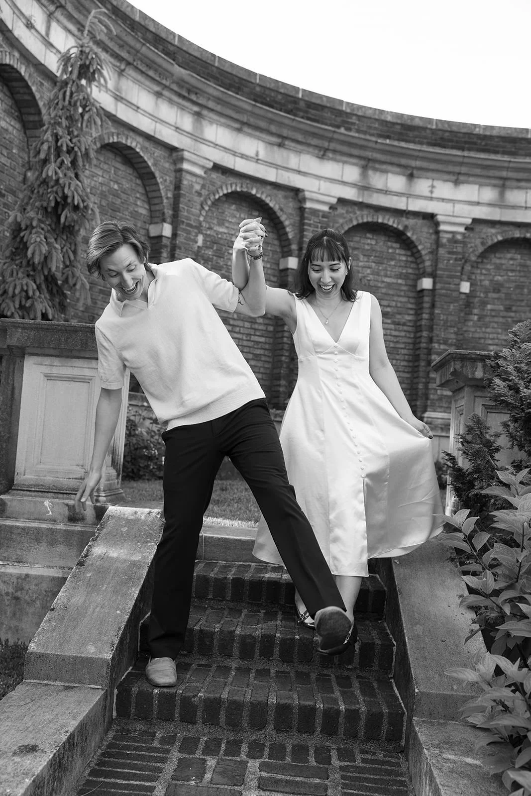 Inn-at-Irwin-Gardens-Engagement-Photos-9.jpg