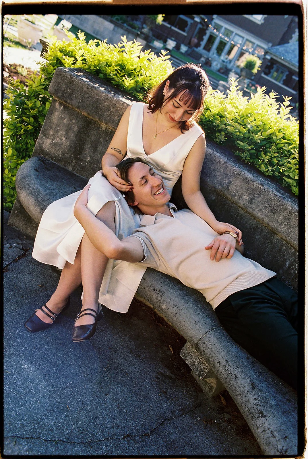 Film-Engagement-Pictures-Inn-at-Irwin-Gardens-Columbus13.jpg