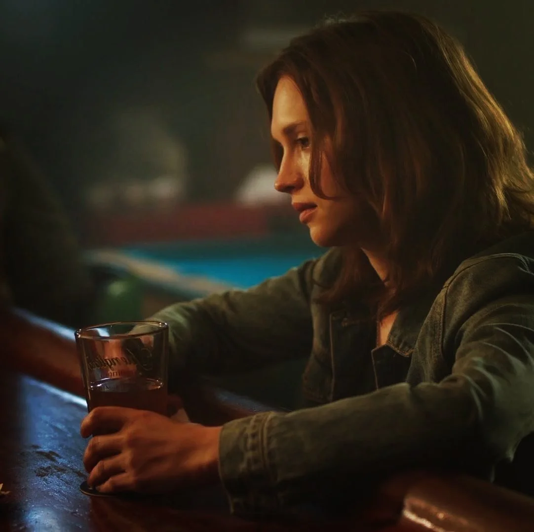 When you can&rsquo;t finish your drink because you filled up on #halloweencandy !!! Stay safe out there today, #solvers! Look out for others and yourself - and don&rsquo;t fill up on that candy!

#kerryknuppe #kerryknuppeactress #kerryknuppefilmactre