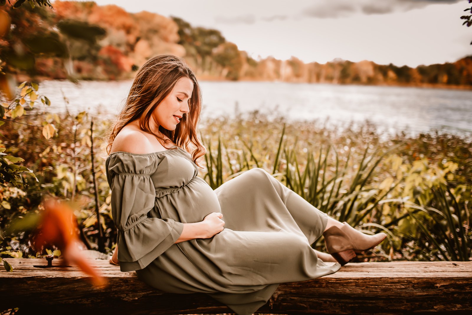Lindsay Chace Rhode Island Maternity Photography
