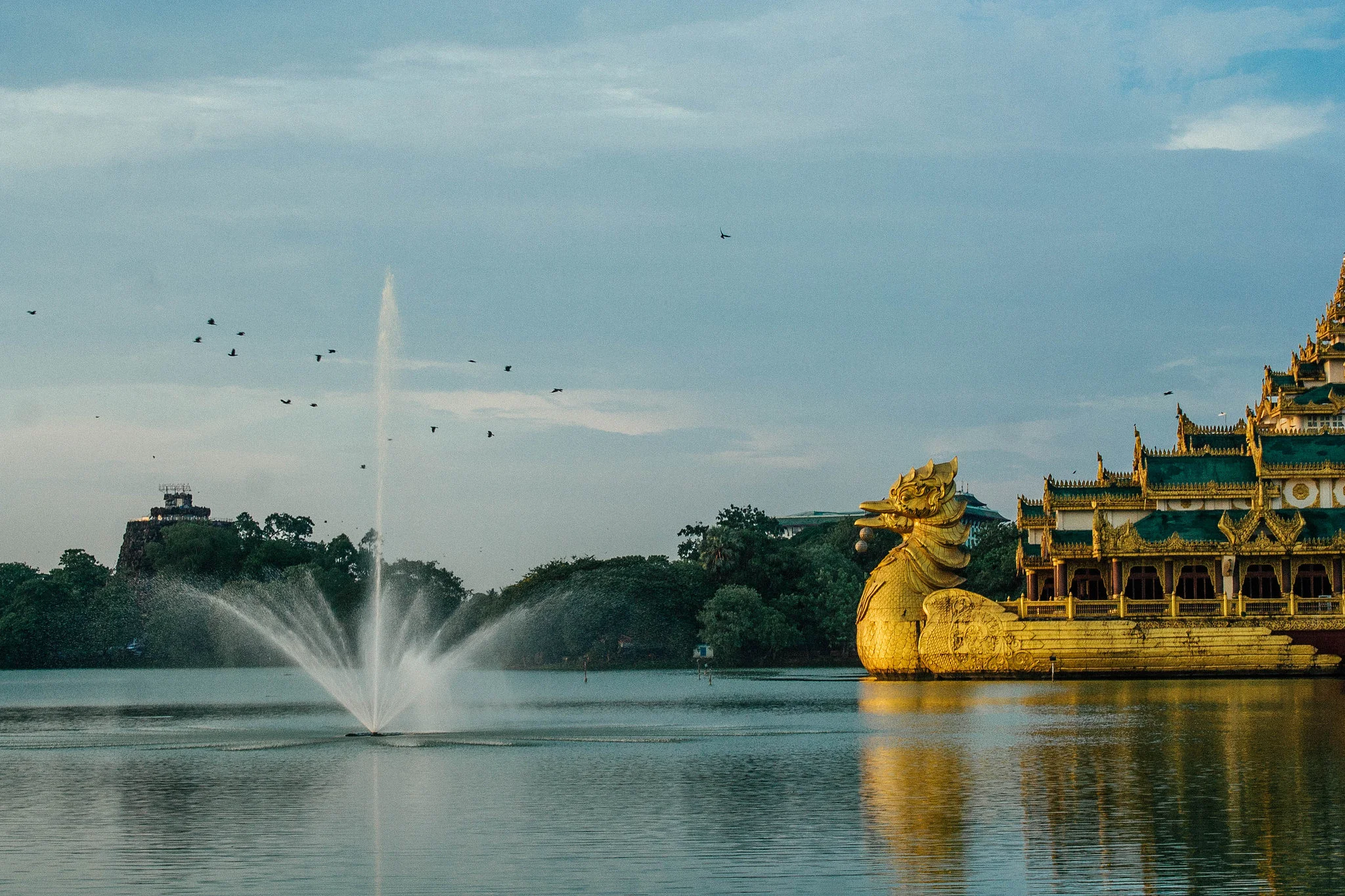 Yangon4.jpg