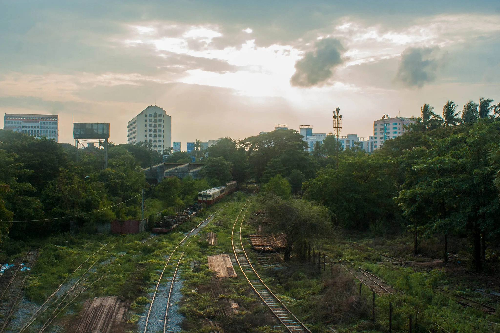 Yangon7.jpg